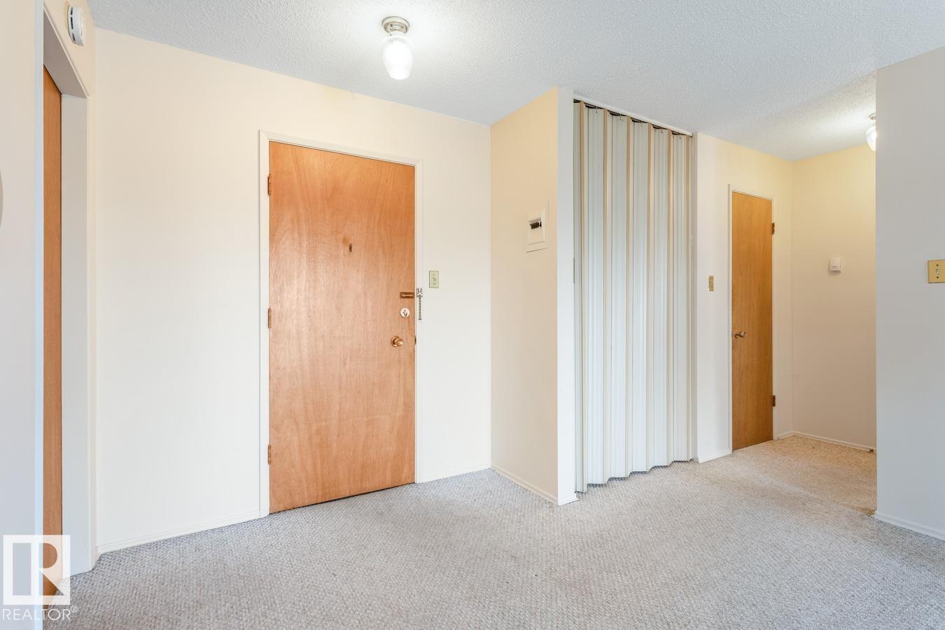 #302 11045 132 St Nw Property Photo 3
