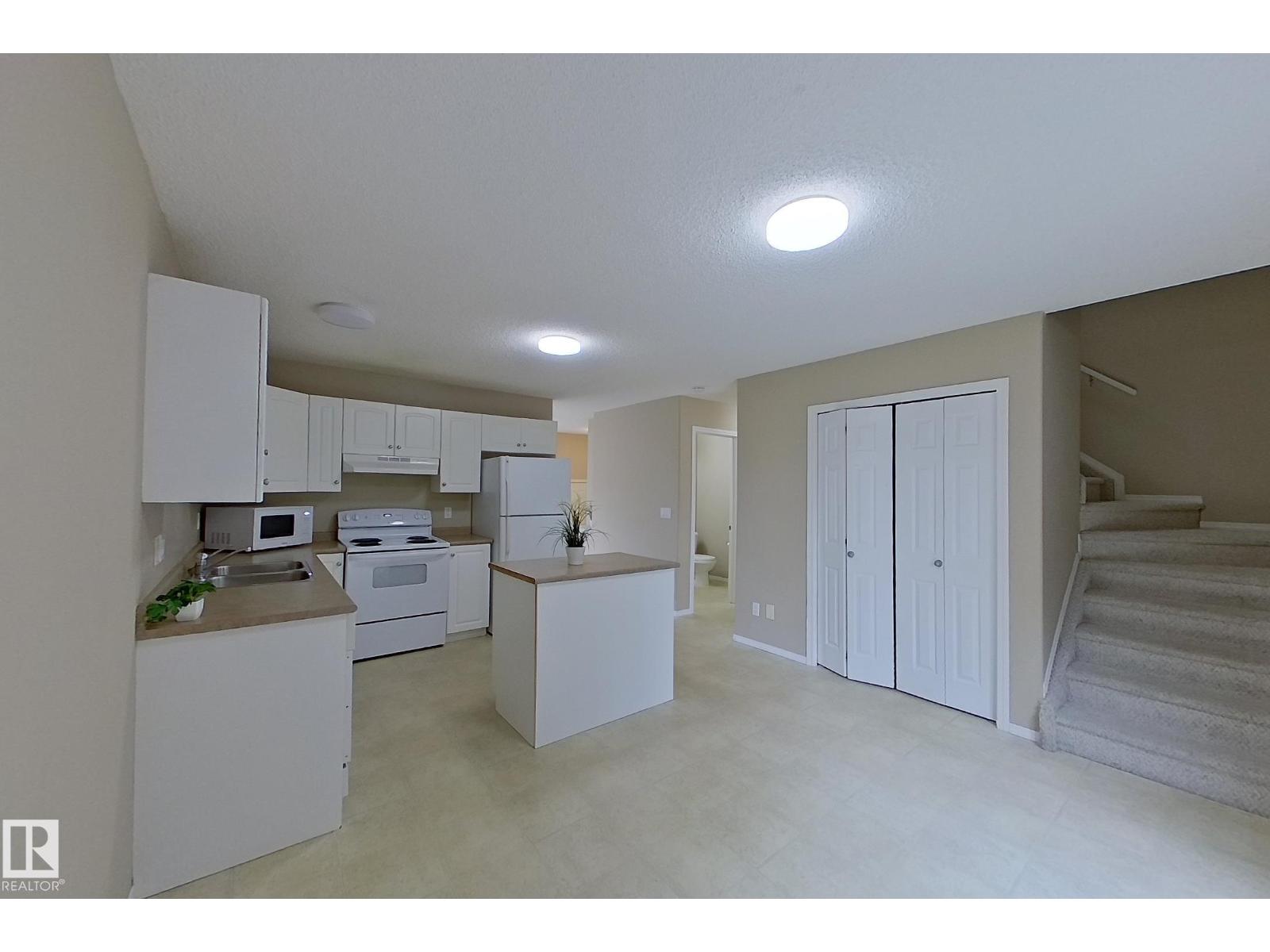 #7 16777 91 St Nw Nw Property Photo 7