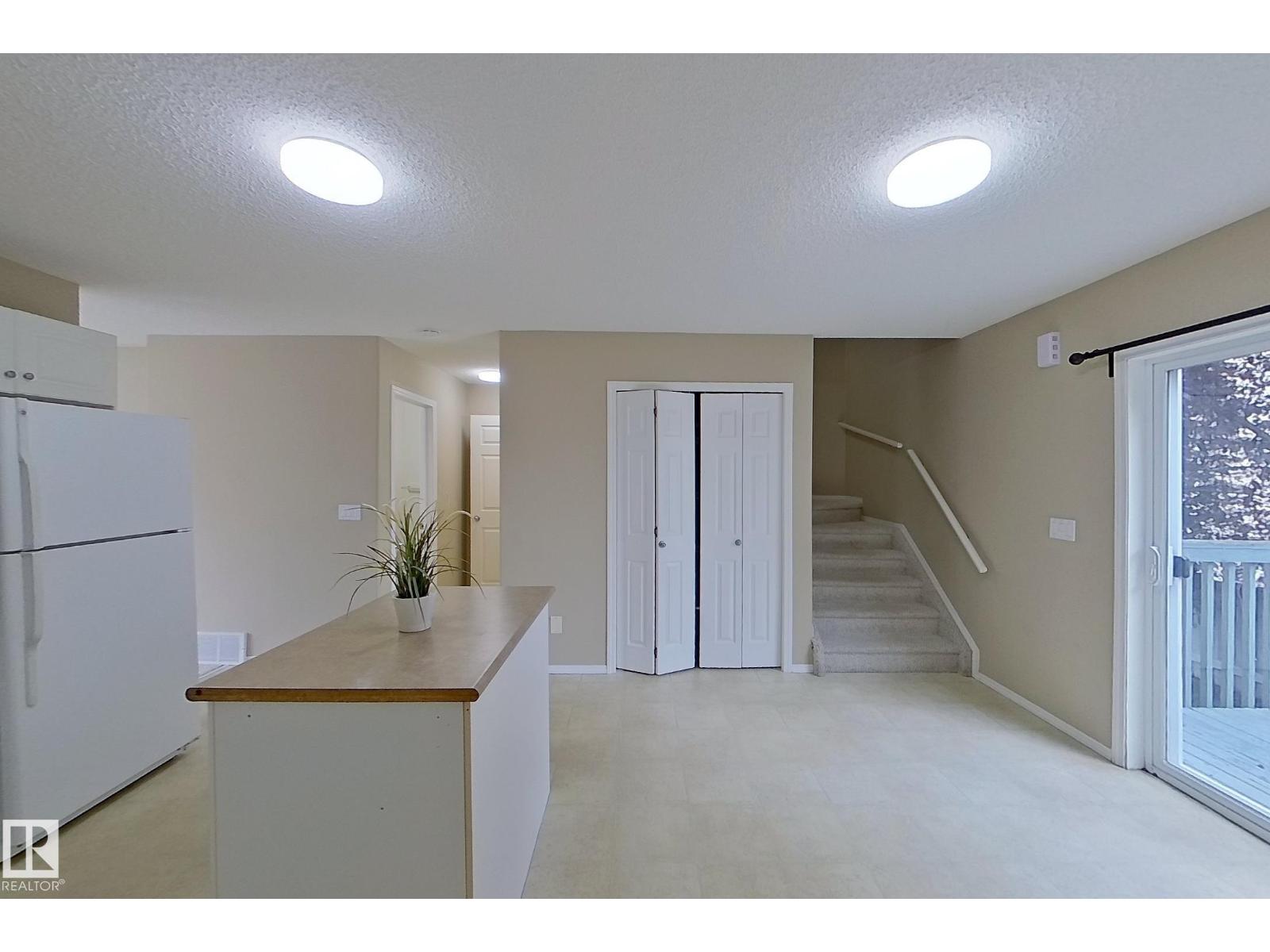 #7 16777 91 St Nw Nw Property Photo 10