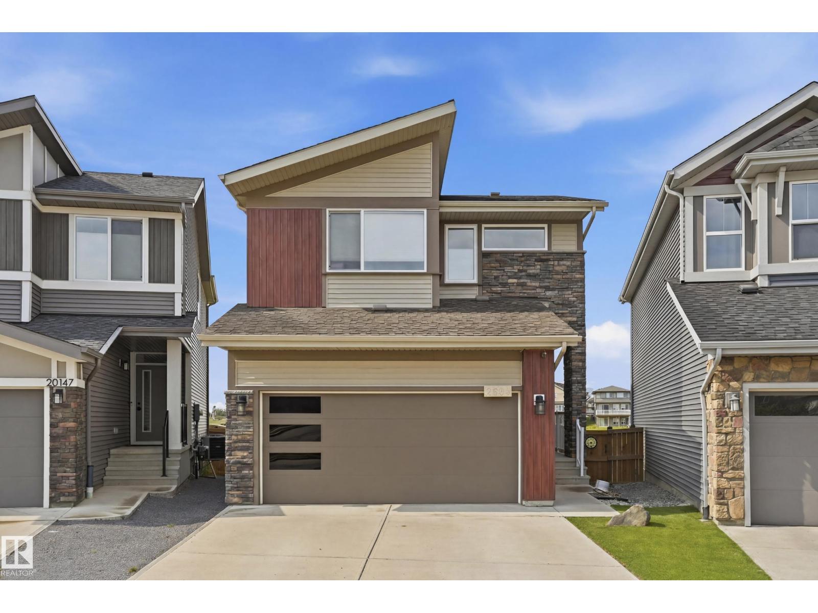 2604 202 ST NW