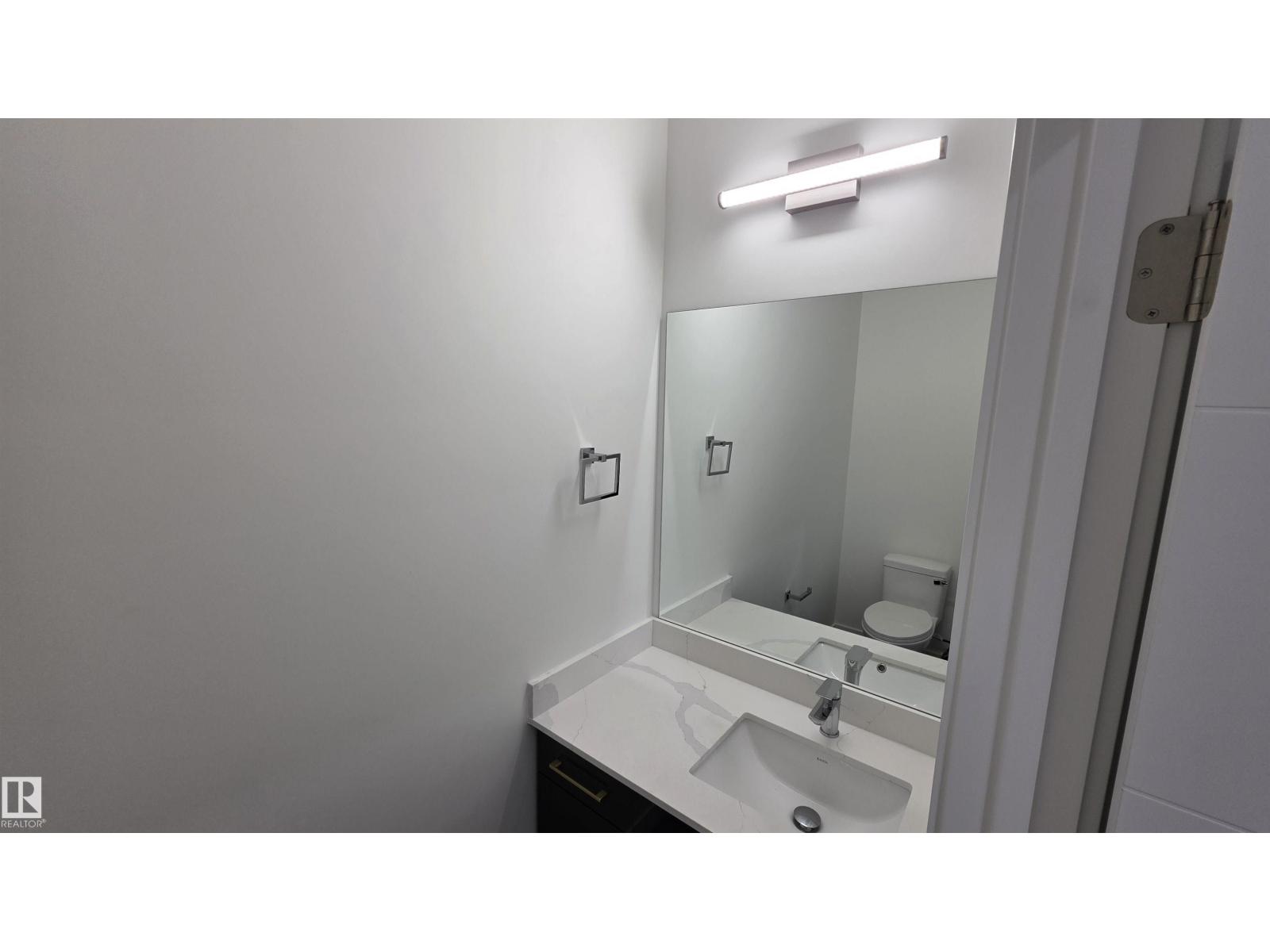 6710 109 St Nw Property Photo 6