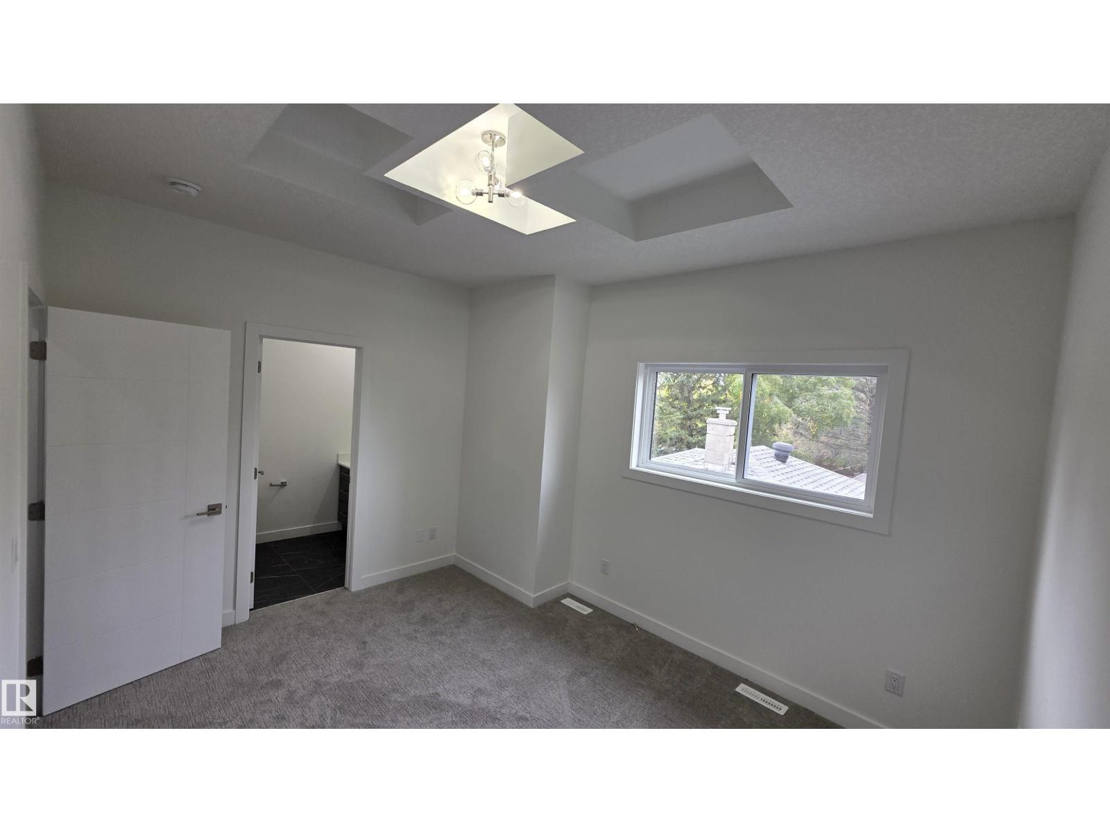 6710 109 St Nw Property Photo 7