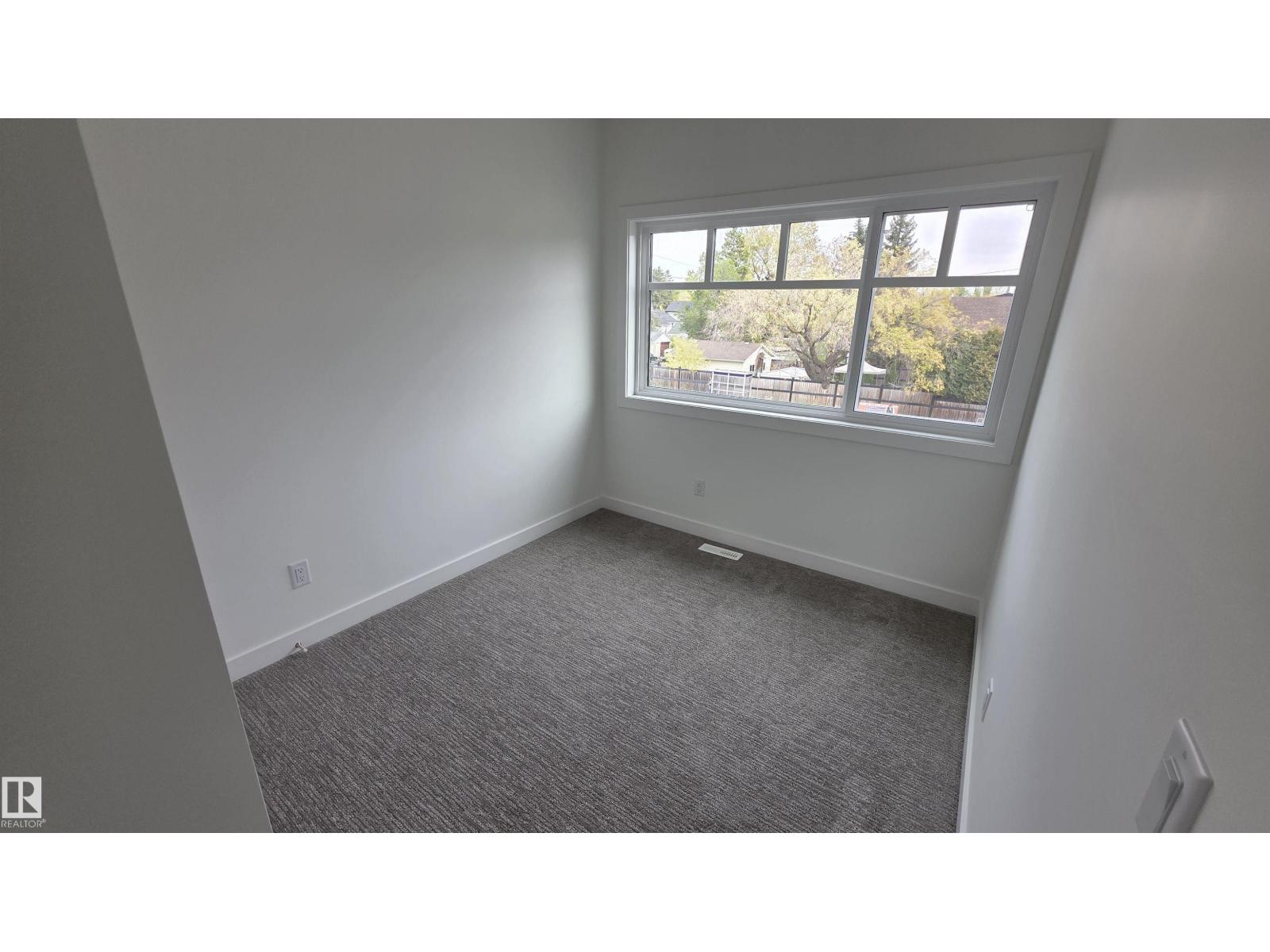 6710 109 St Nw Property Photo 11