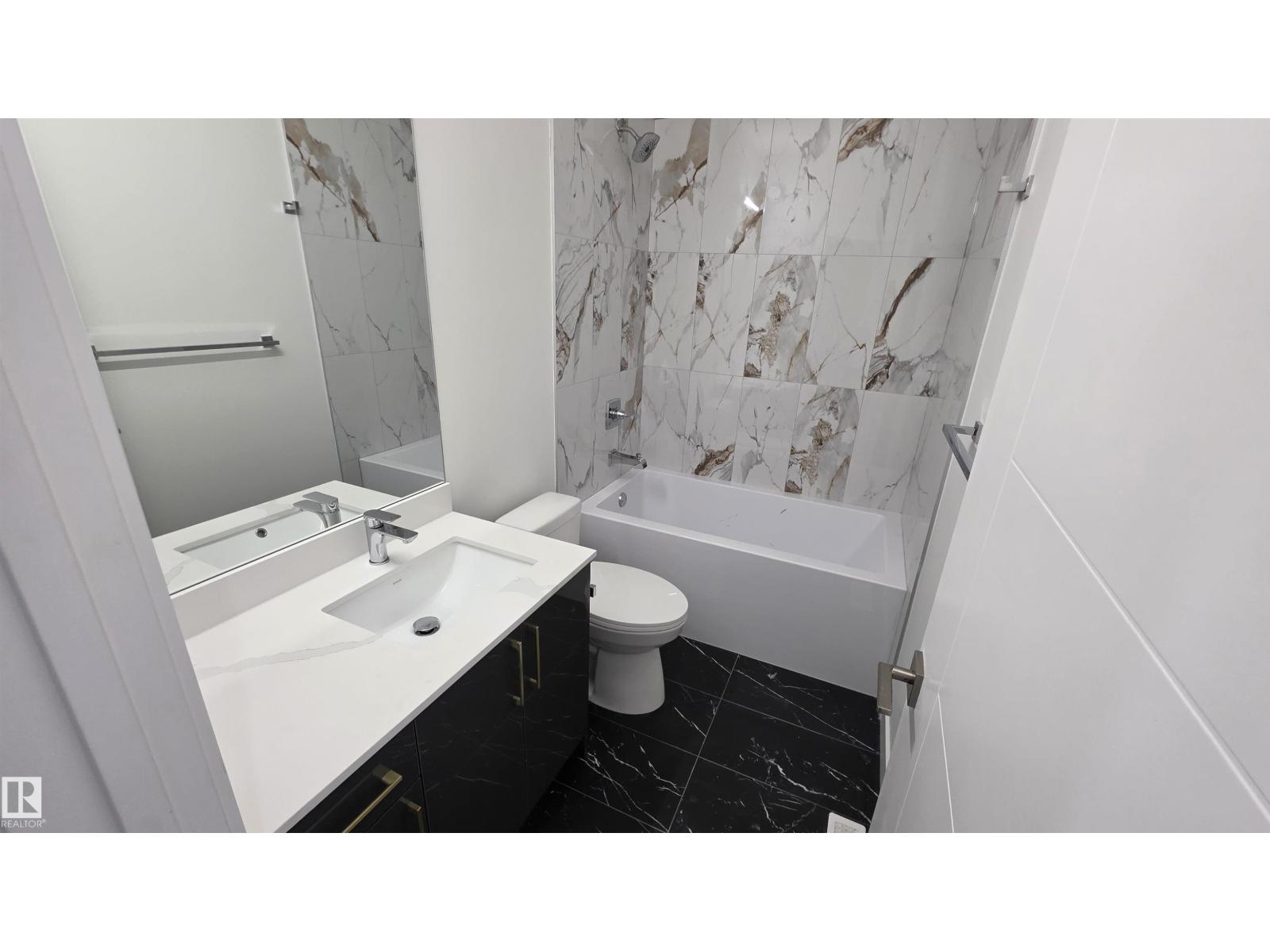 6710 109 St Nw Property Photo 13