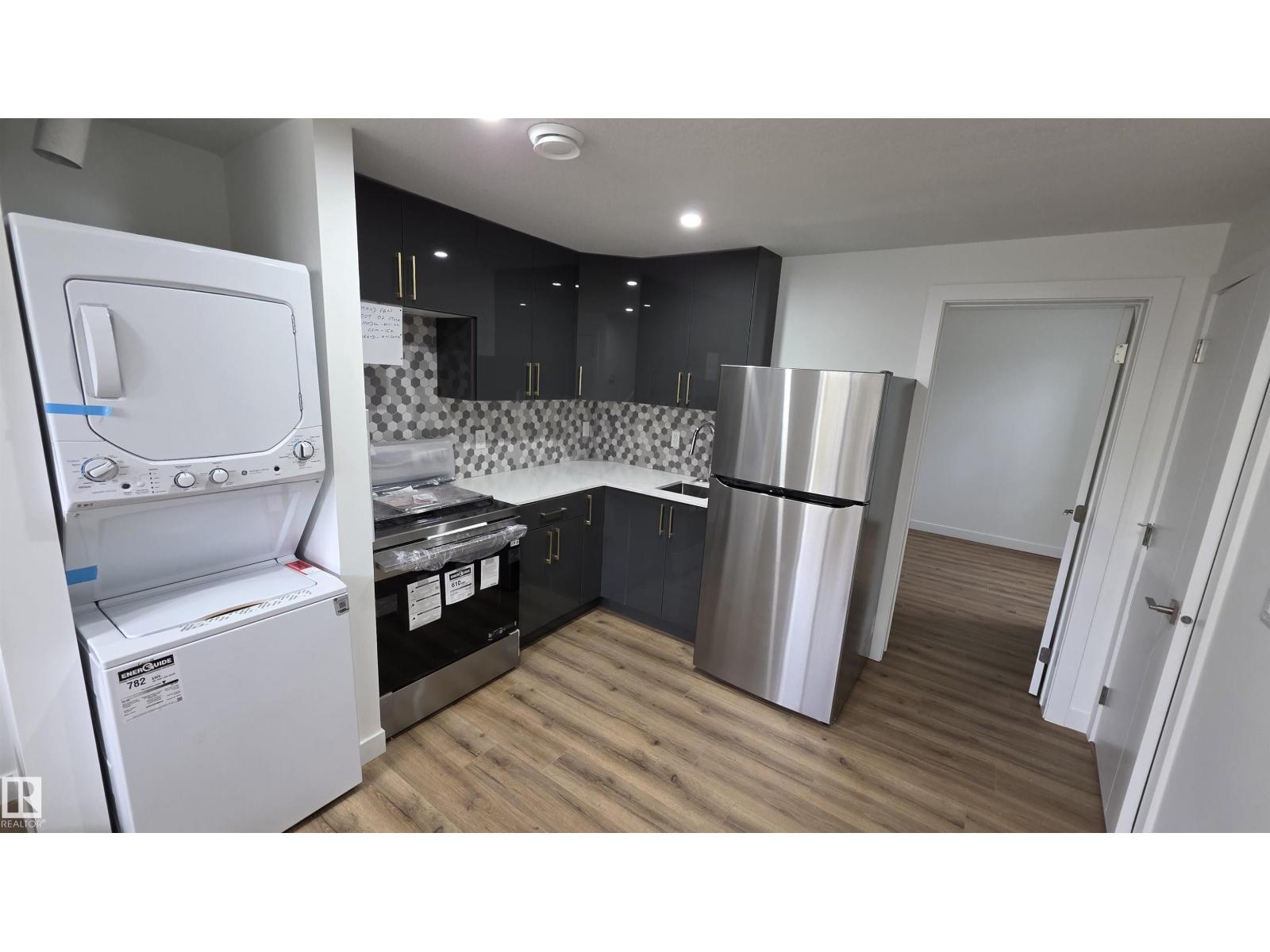 6710 109 St Nw Property Photo 14
