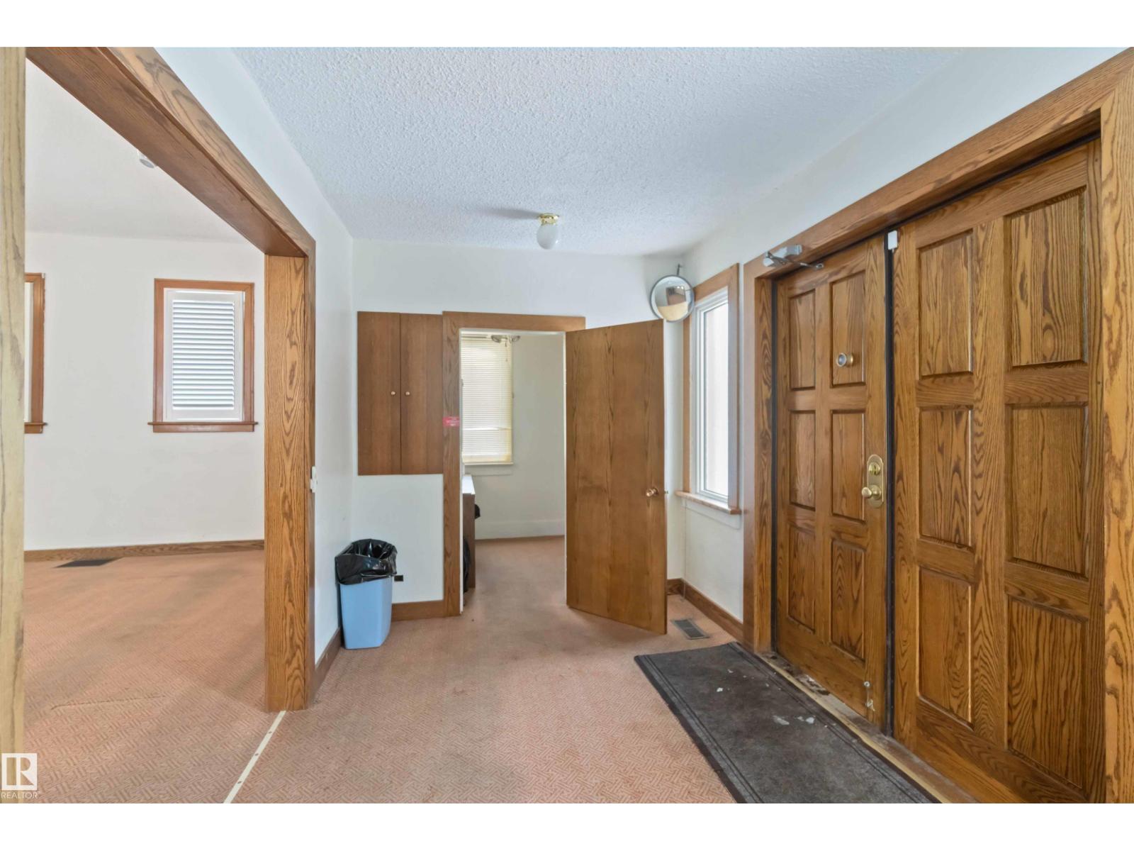 13156 101 St Nw Property Photo 10