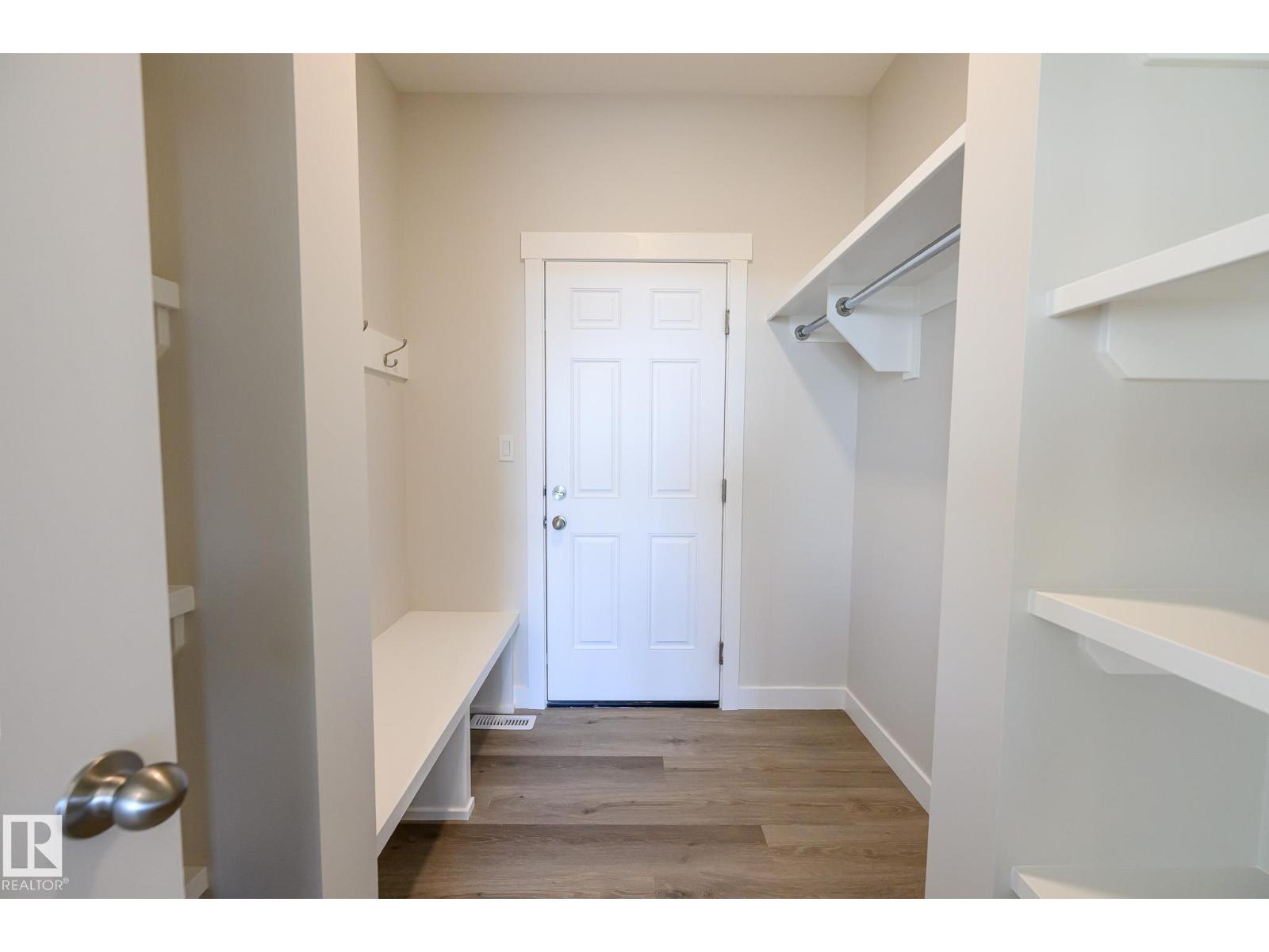 2340 160 St Sw Property Photo 10