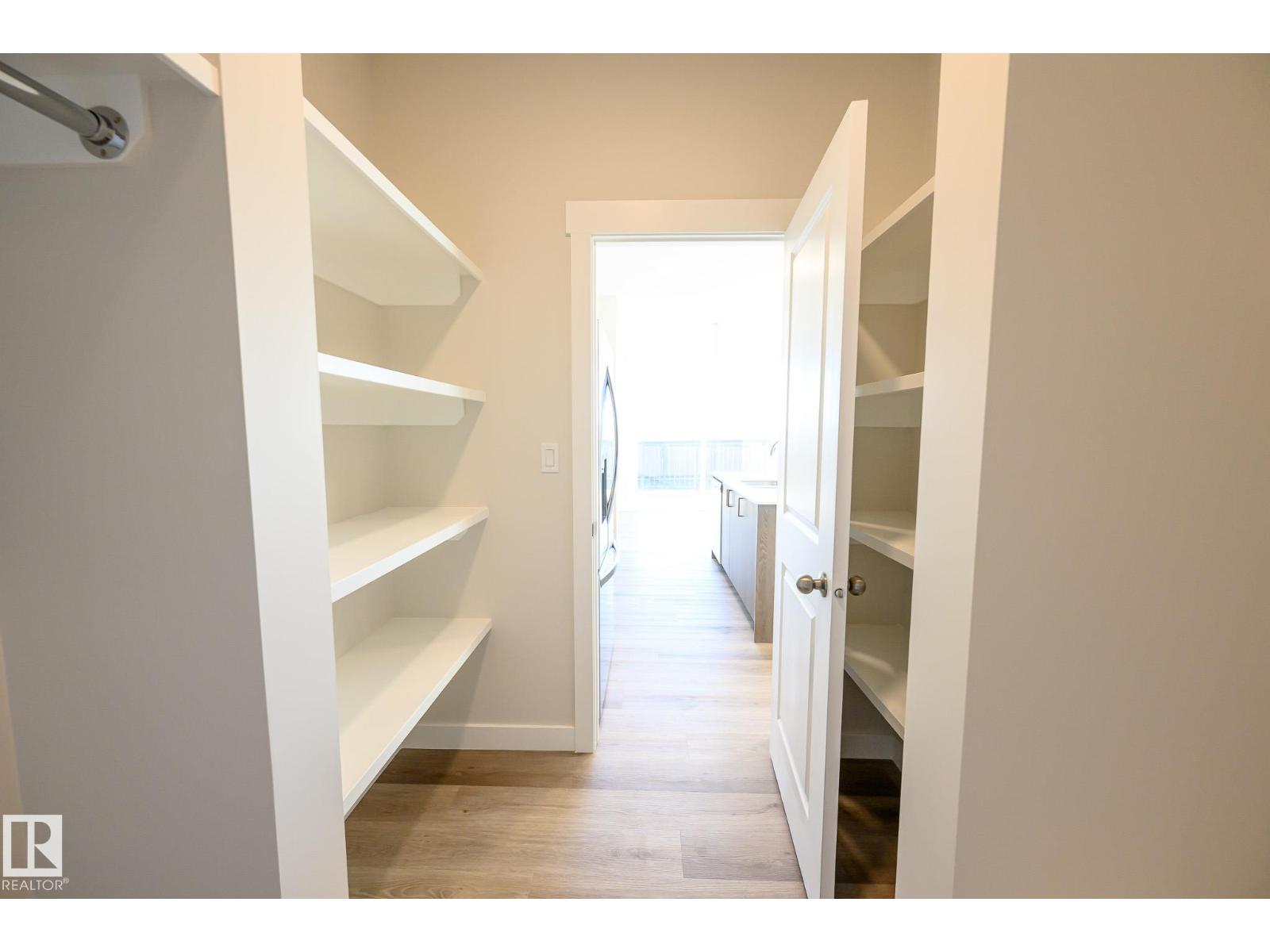 2340 160 St Sw Property Photo 11