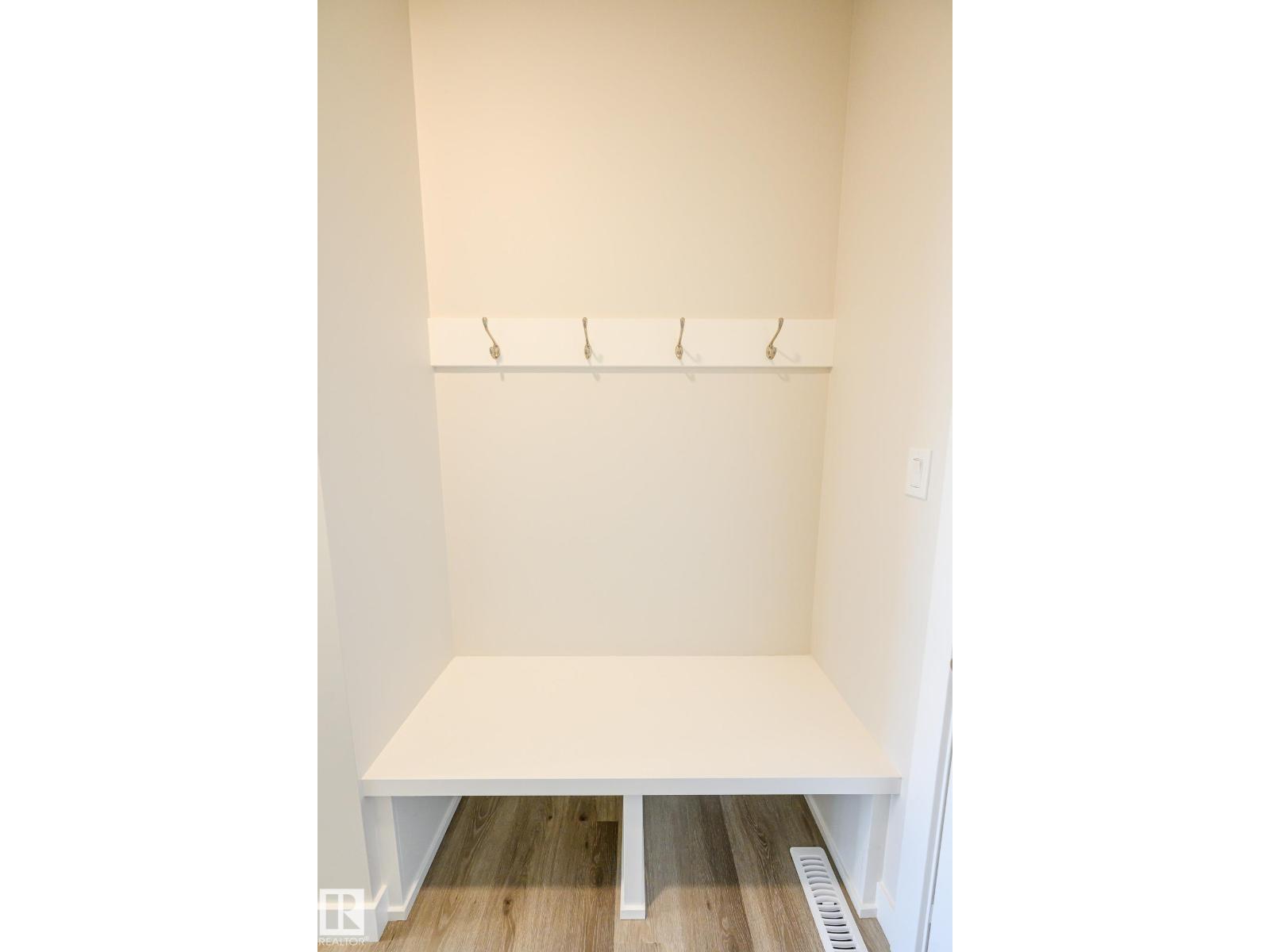 2340 160 St Sw Property Photo 15