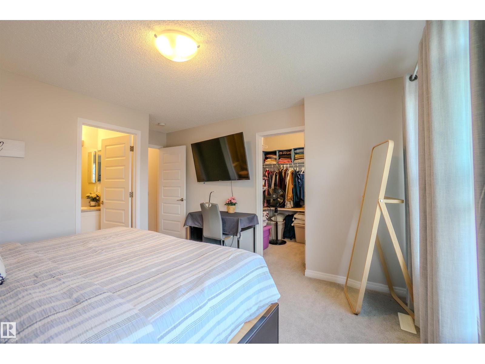 1766 Dumont Cr Sw Sw Property Photo 16
