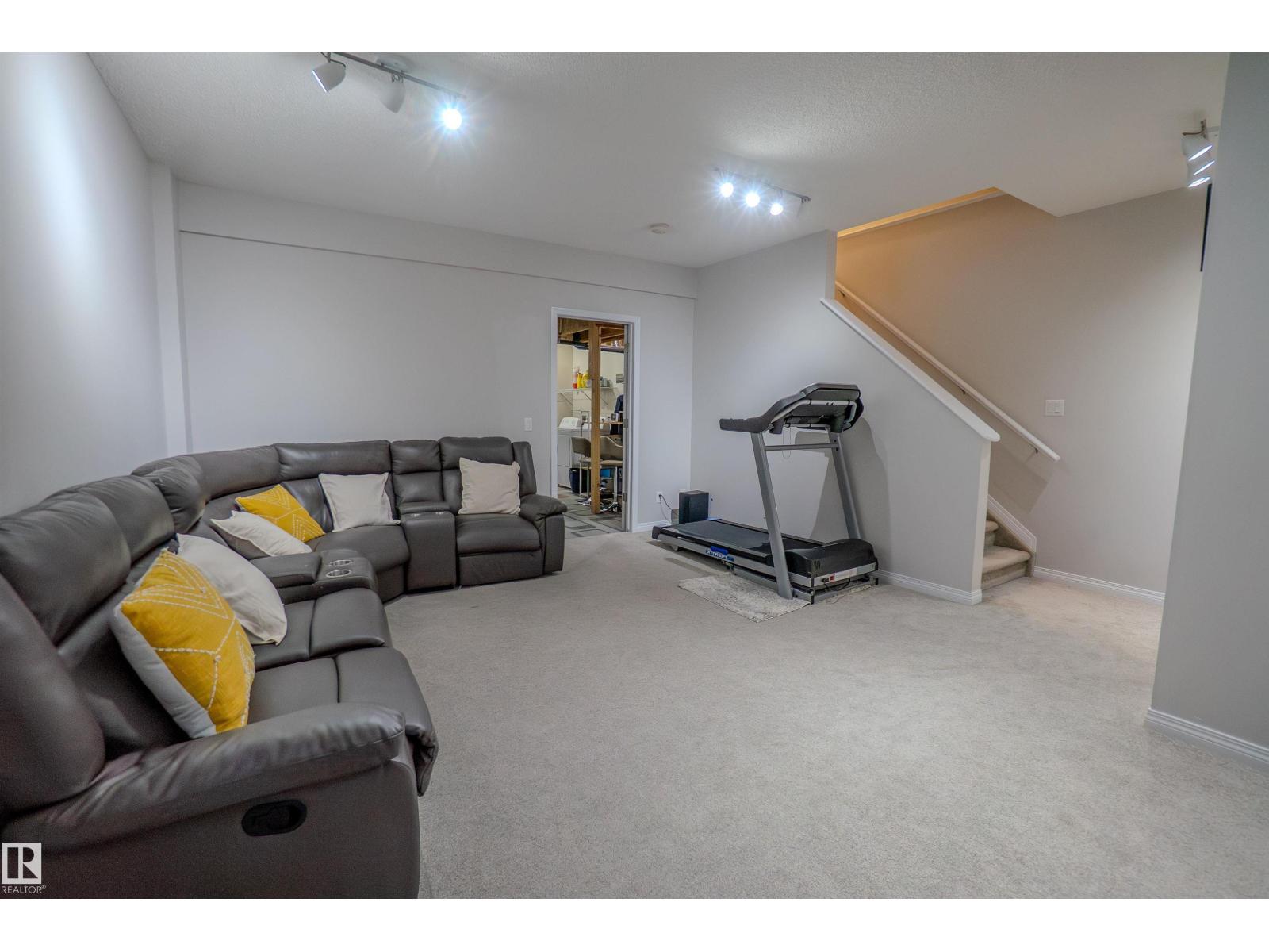 1766 Dumont Cr Sw Sw Property Photo 26