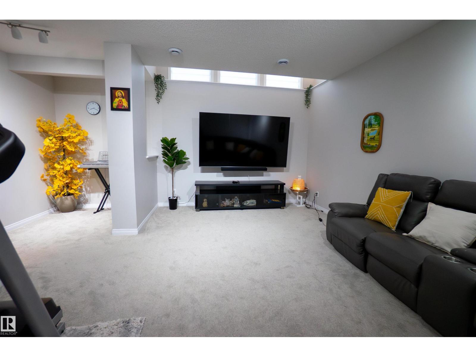 1766 Dumont Cr Sw Sw Property Photo 27