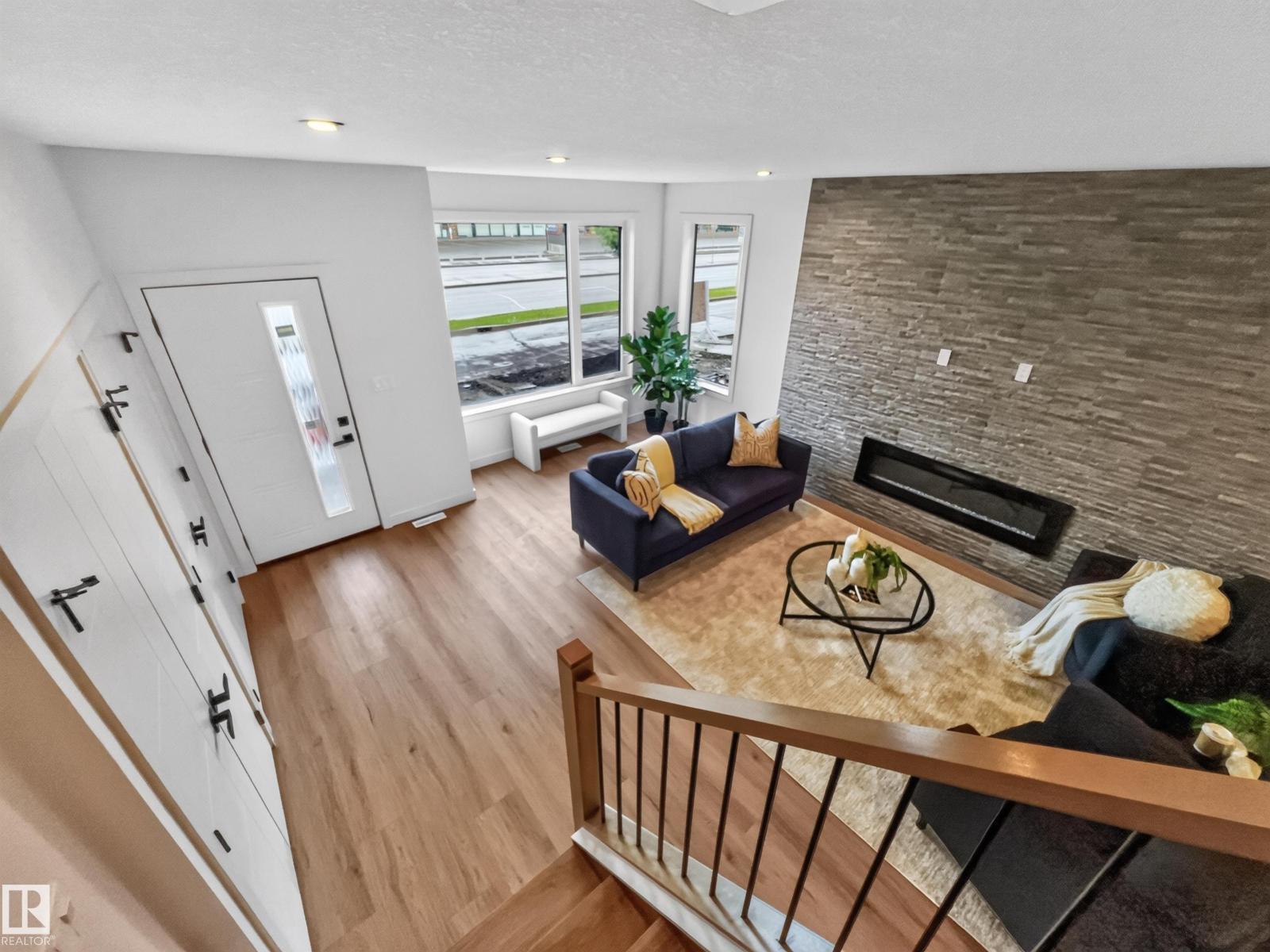 8711 149 ST NW Property Photo 1