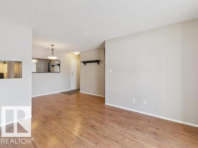 #267 10520 120 St Nw Property Photo 4