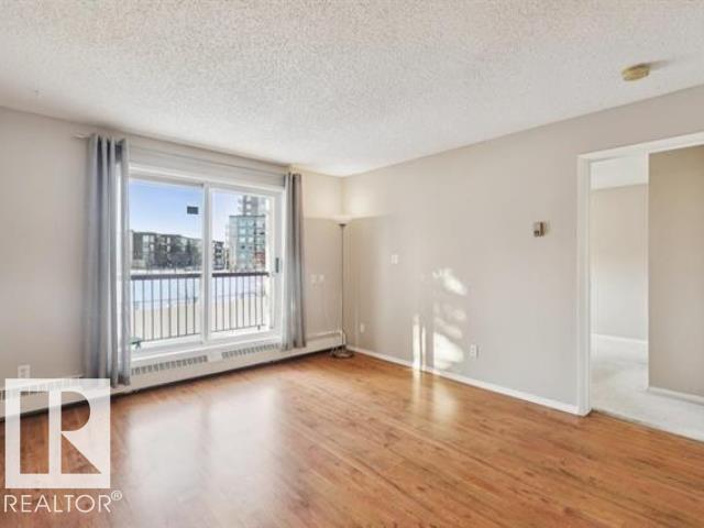 #267 10520 120 St Nw Property Photo 5