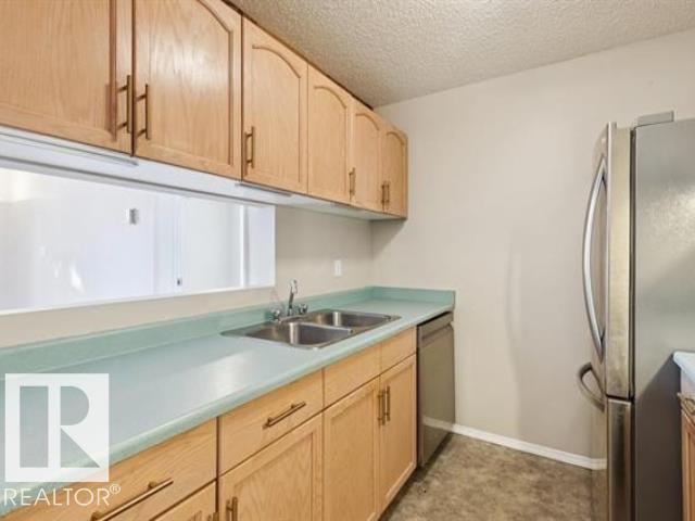 #267 10520 120 St Nw Property Photo 9