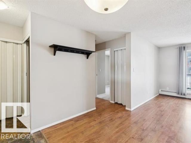#267 10520 120 St Nw Property Photo 15