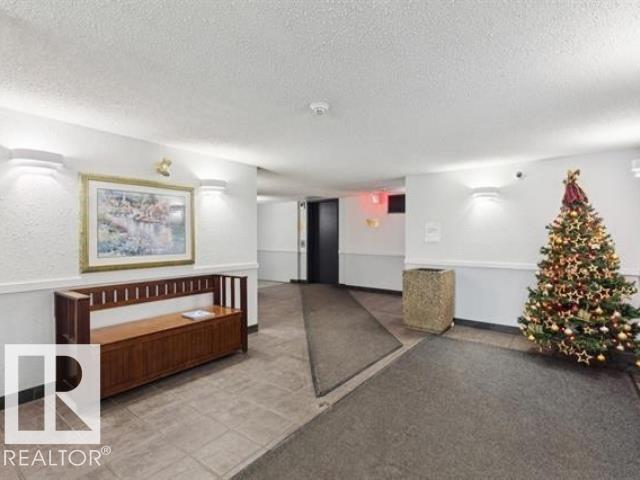 #267 10520 120 St Nw Property Photo 25