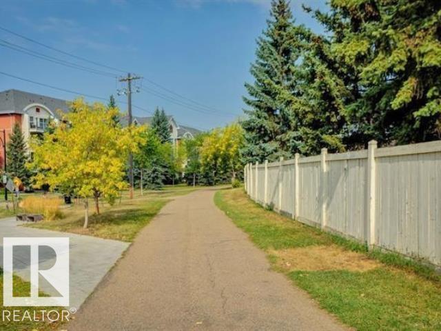 #267 10520 120 St Nw Property Photo 32