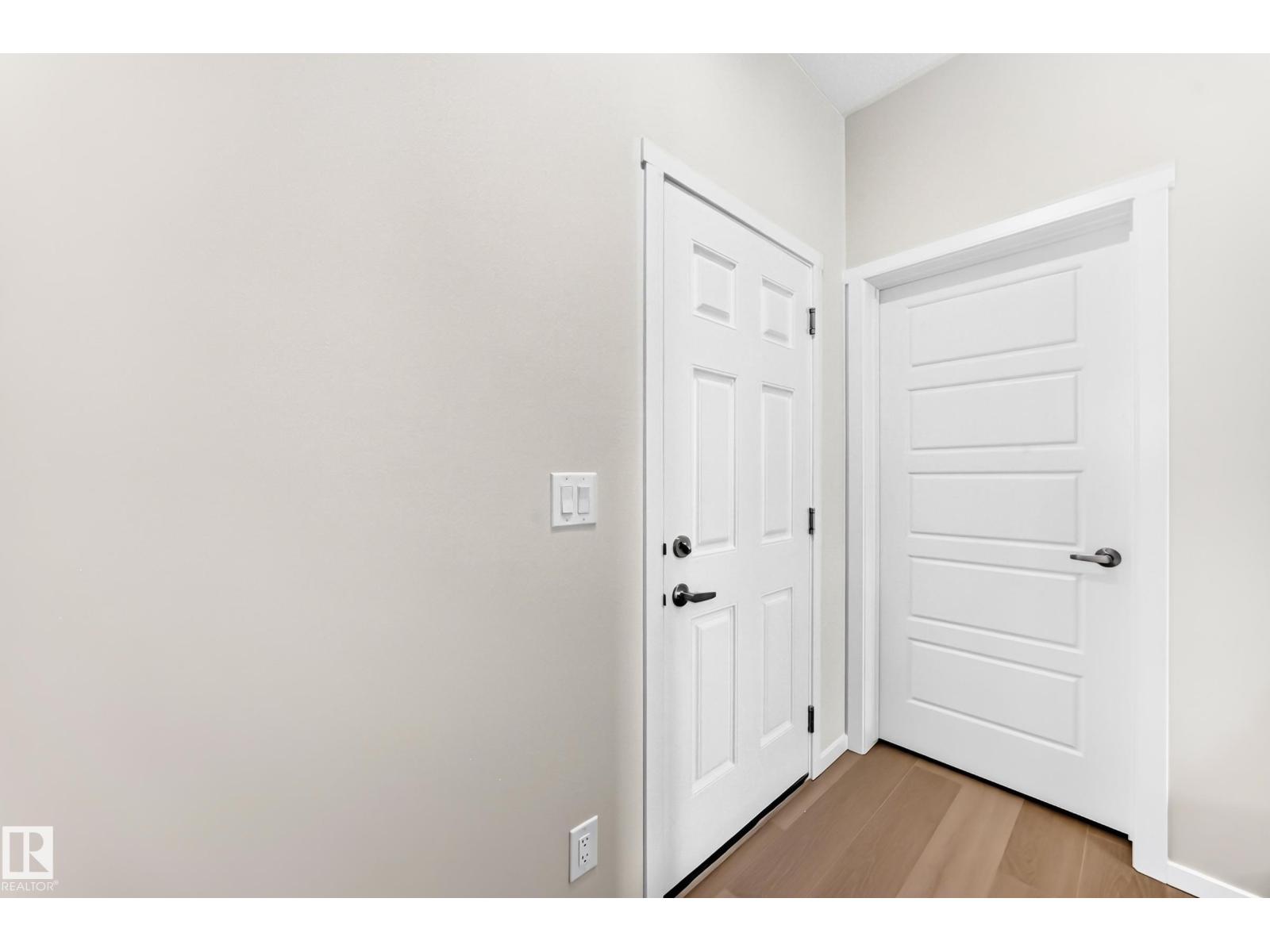1081 Hearthstone Bv Property Photo 22