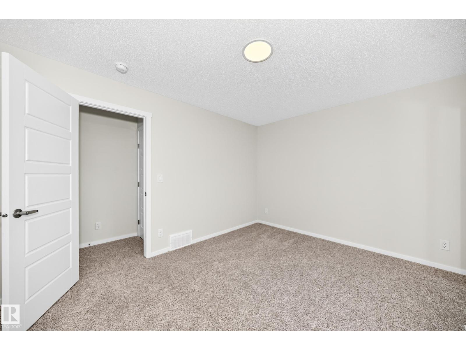 1081 Hearthstone Bv Property Photo 28