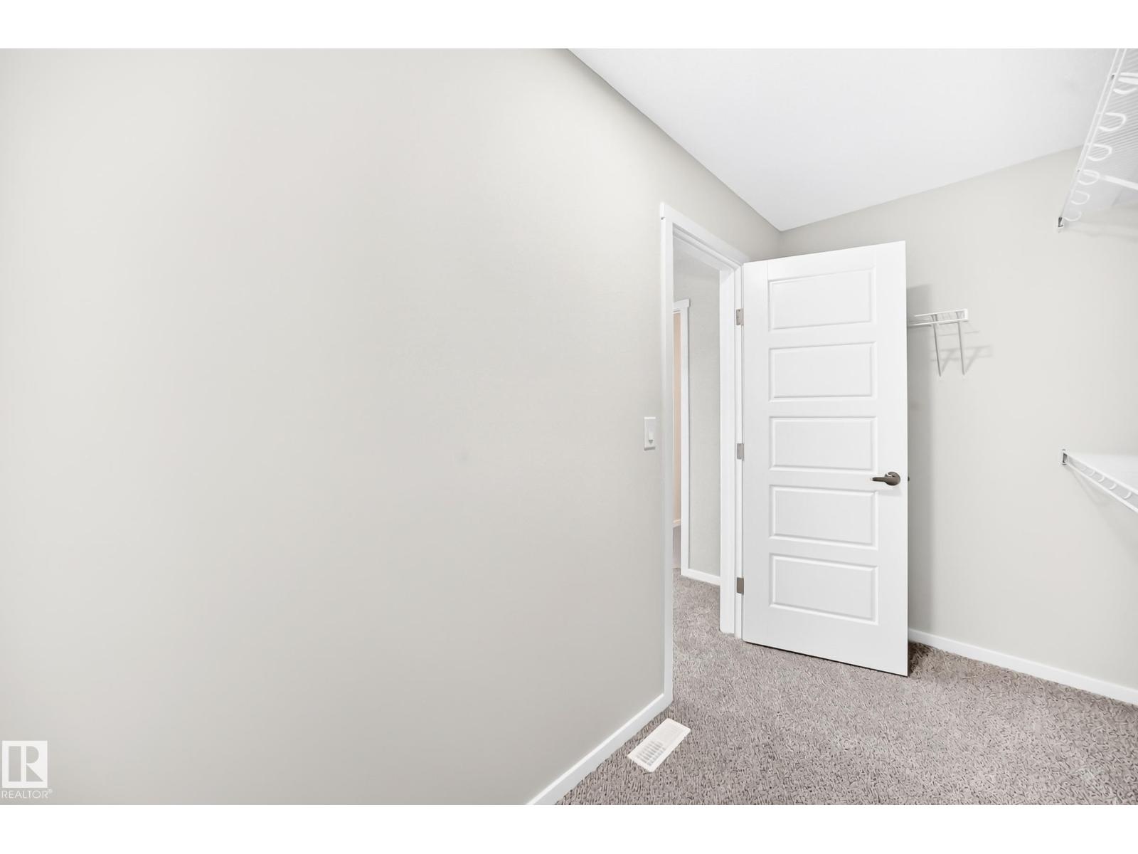 1081 Hearthstone Bv Property Photo 33