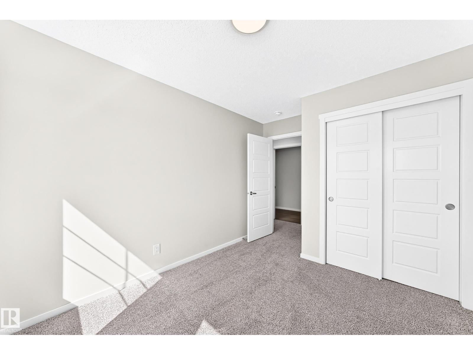 1081 Hearthstone Bv Property Photo 35