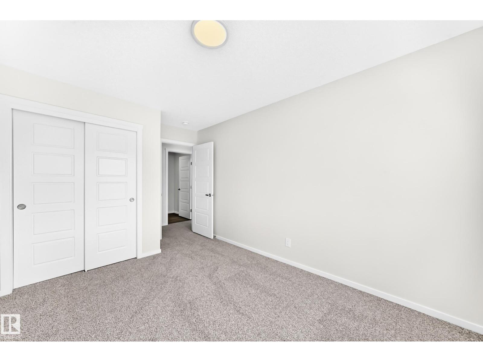 1081 Hearthstone Bv Property Photo 37
