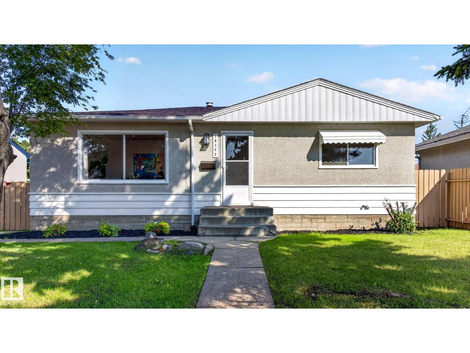16152 110b Av Nw Nw Property Photo 9