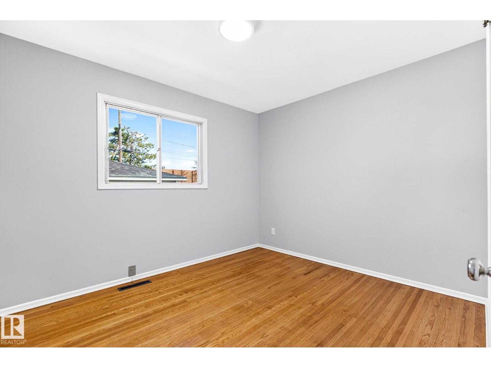 16152 110b Av Nw Nw Property Photo 23