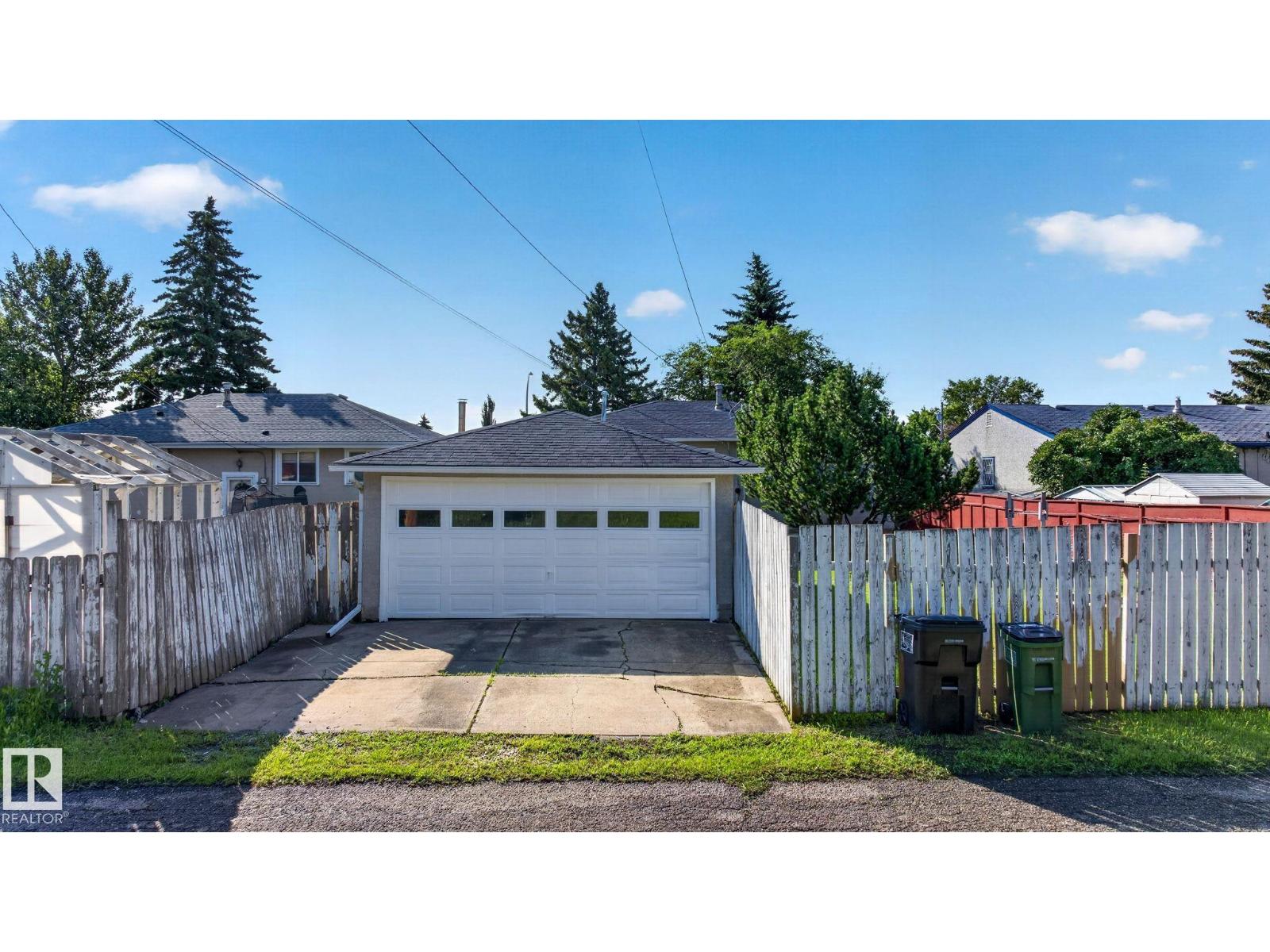 16152 110b Av Nw Nw Property Photo 44