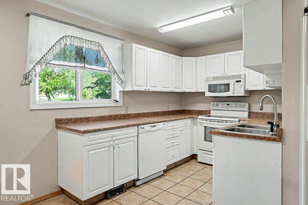 26 Louisbourg Pl Property Photo 27