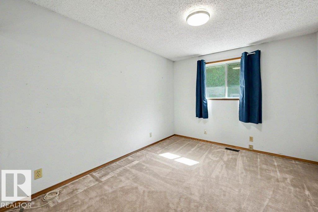 26 Louisbourg Pl Property Photo 32