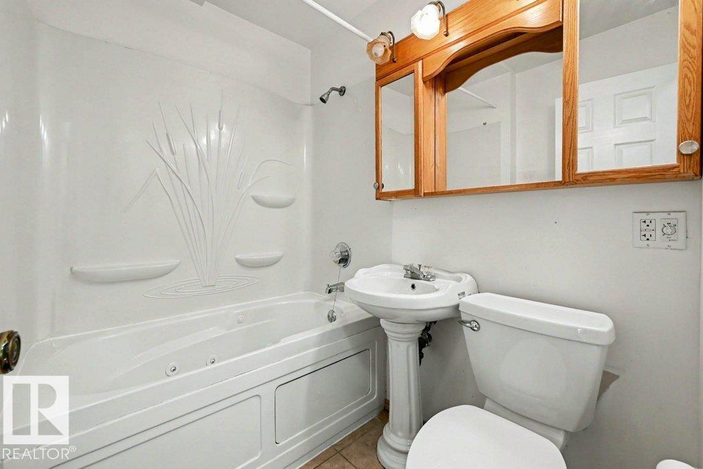 26 Louisbourg Pl Property Photo 34