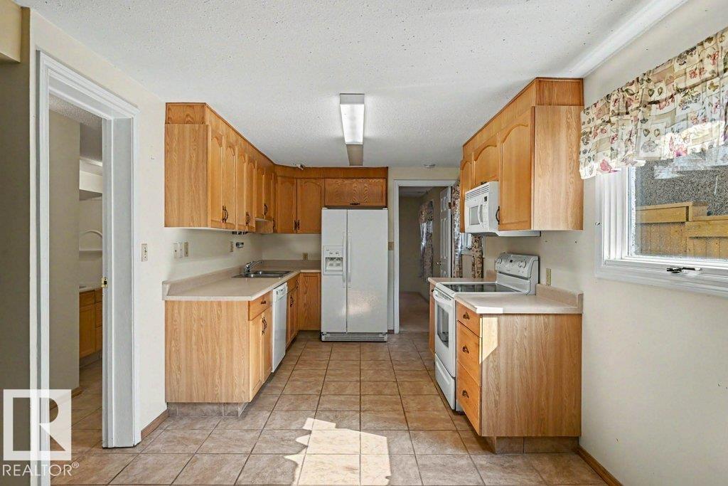 26 Louisbourg Pl Property Photo 40
