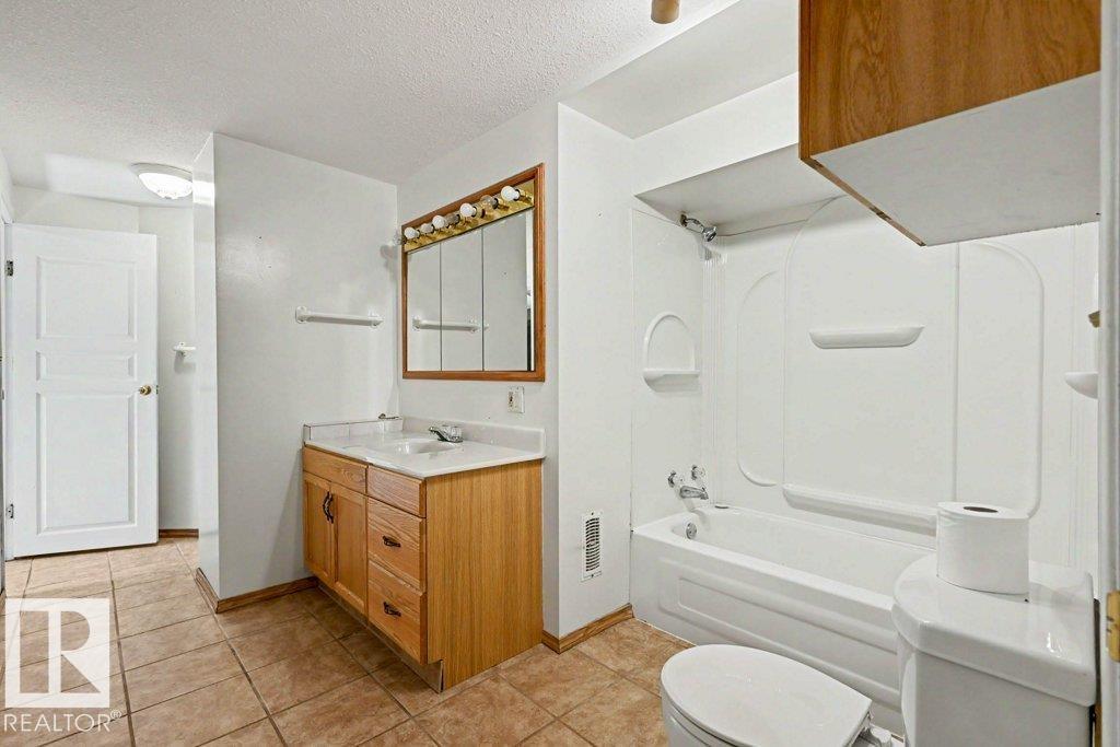 26 Louisbourg Pl Property Photo 47