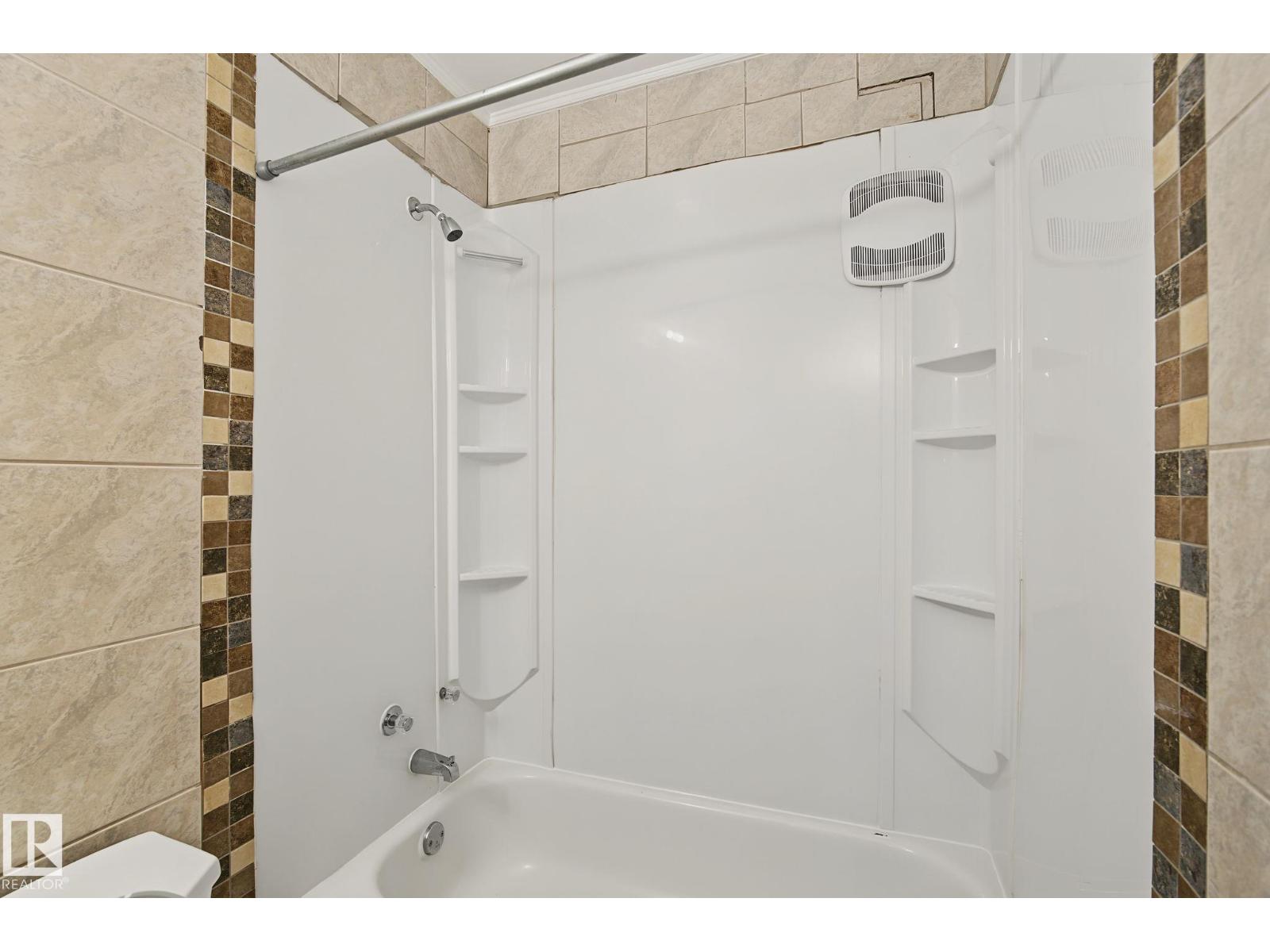 11147 78 Av Nw Property Photo 25