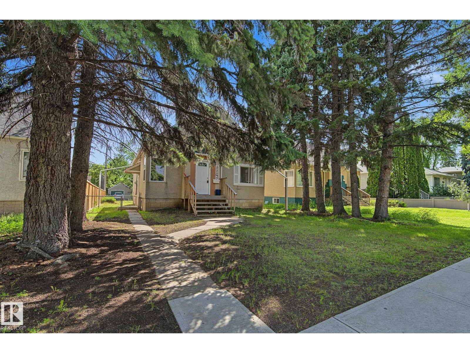 11147 78 Av Nw Property Photo 43