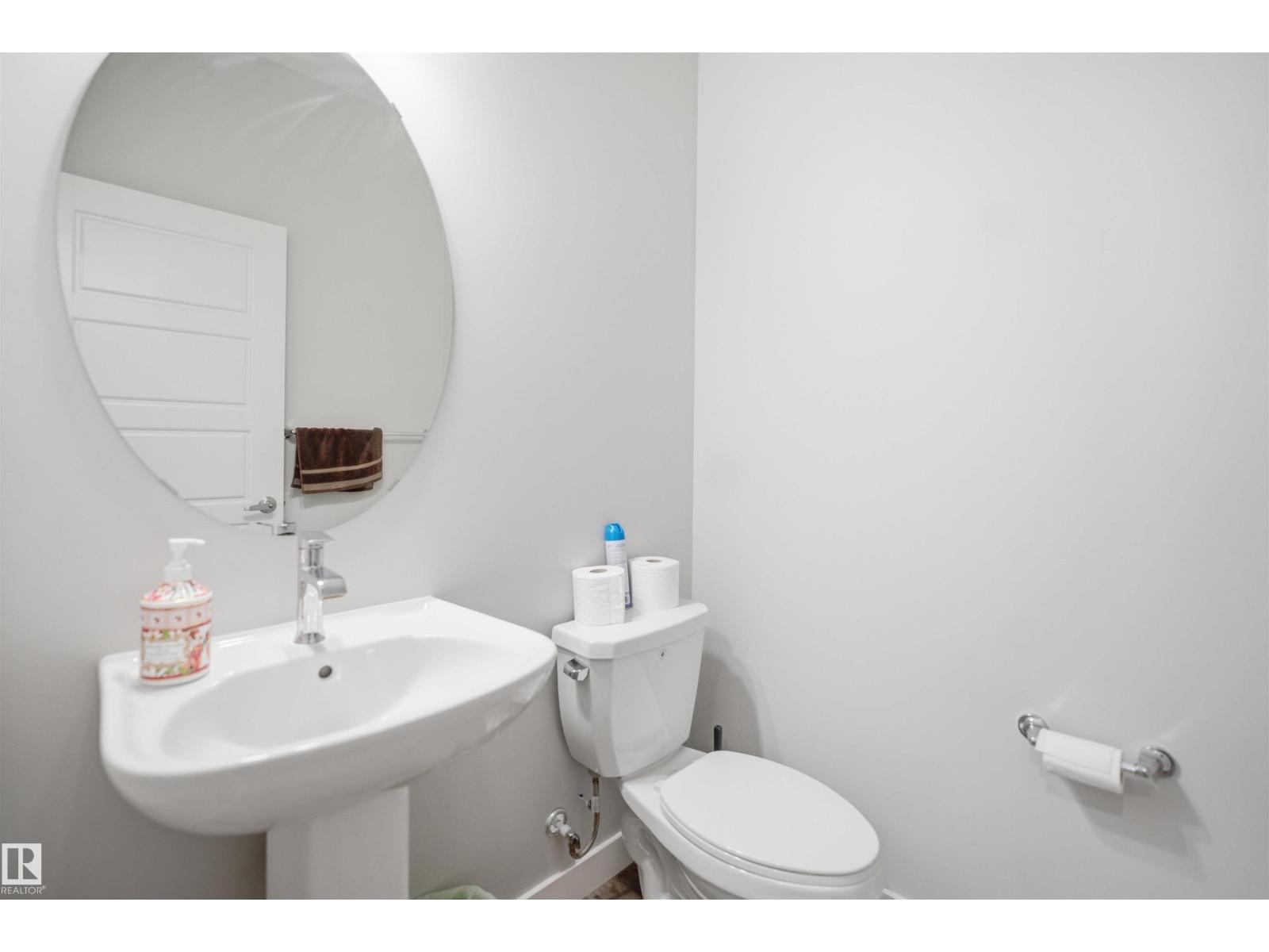 2284 Chokecherry Cl Sw Property Photo 7
