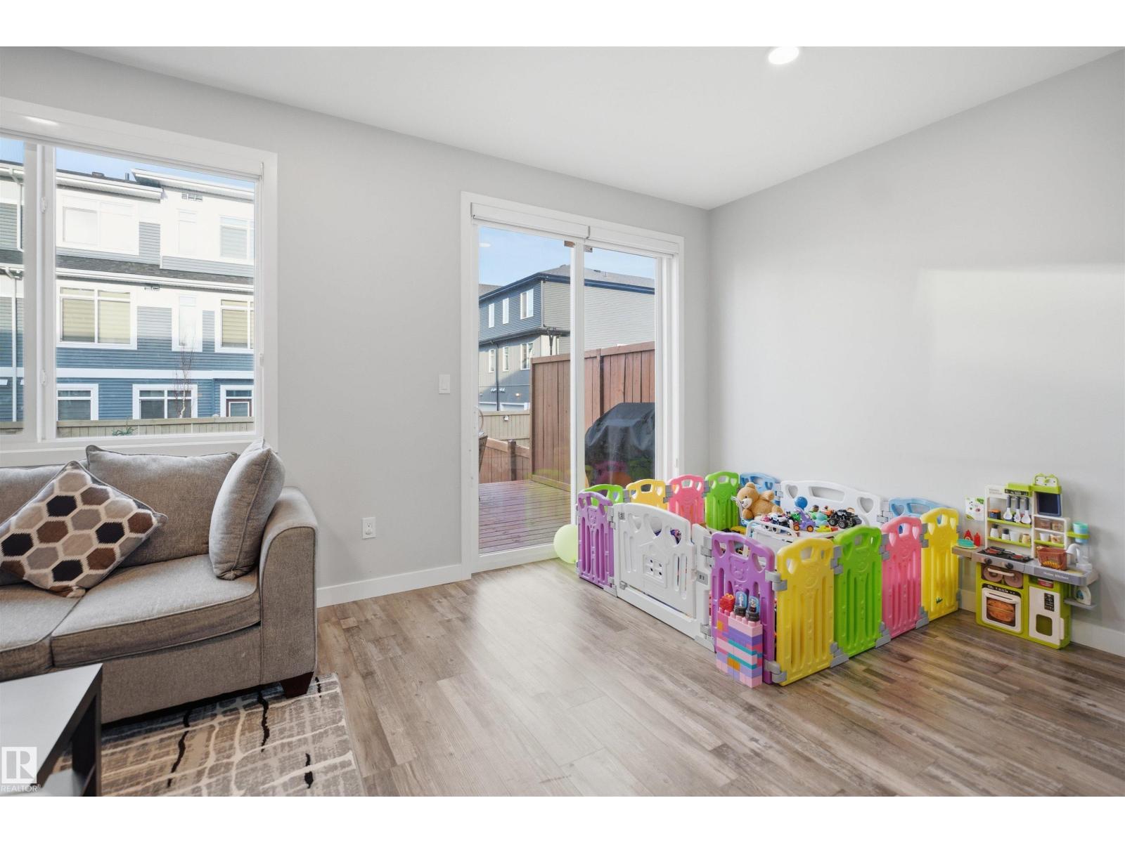 2284 Chokecherry Cl Sw Property Photo 15