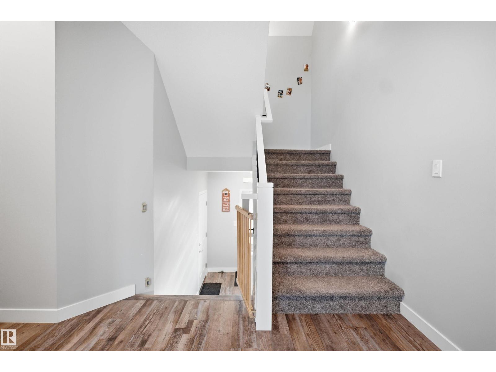 2284 Chokecherry Cl Sw Property Photo 17