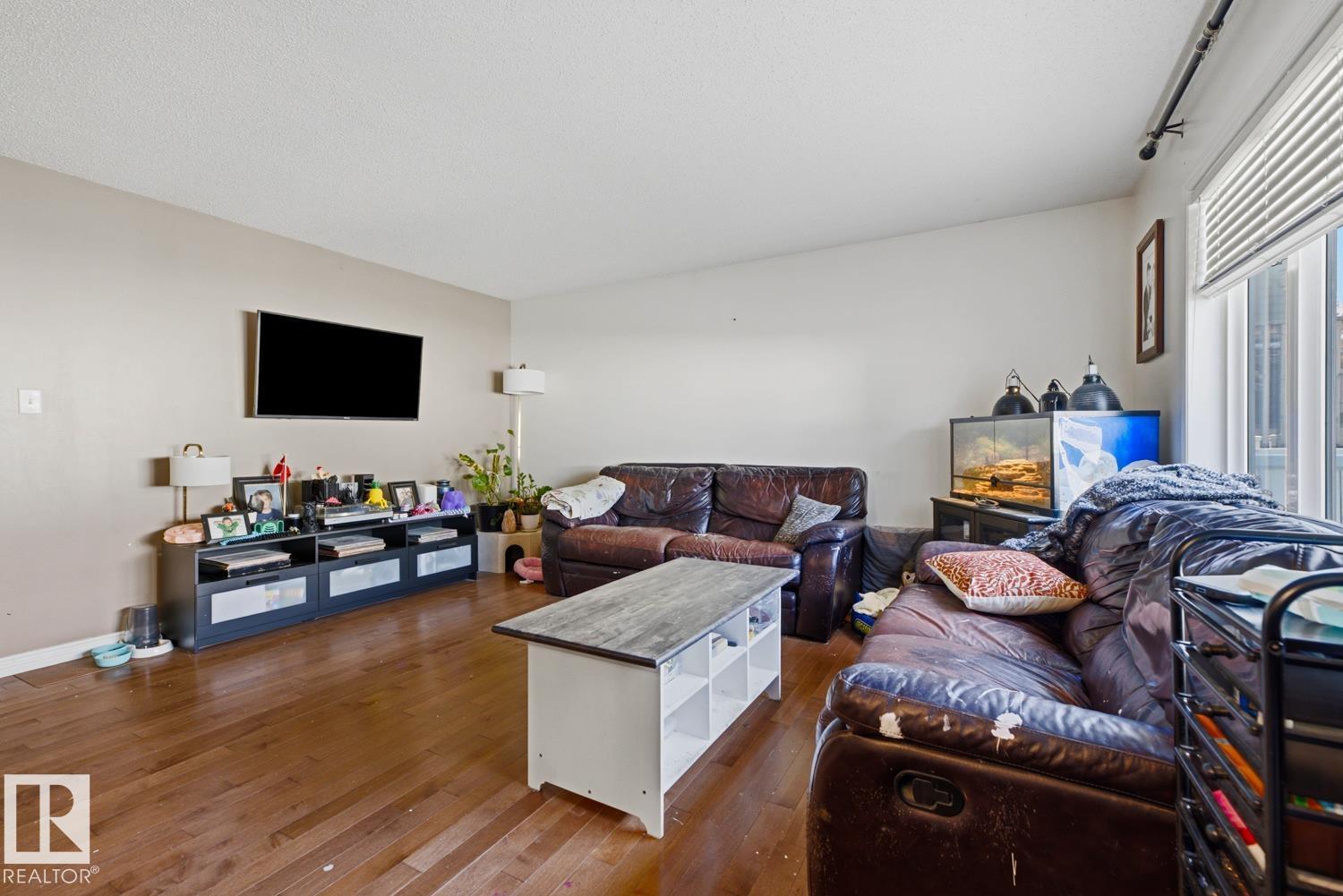 3724 163 Av Nw Property Photo 9