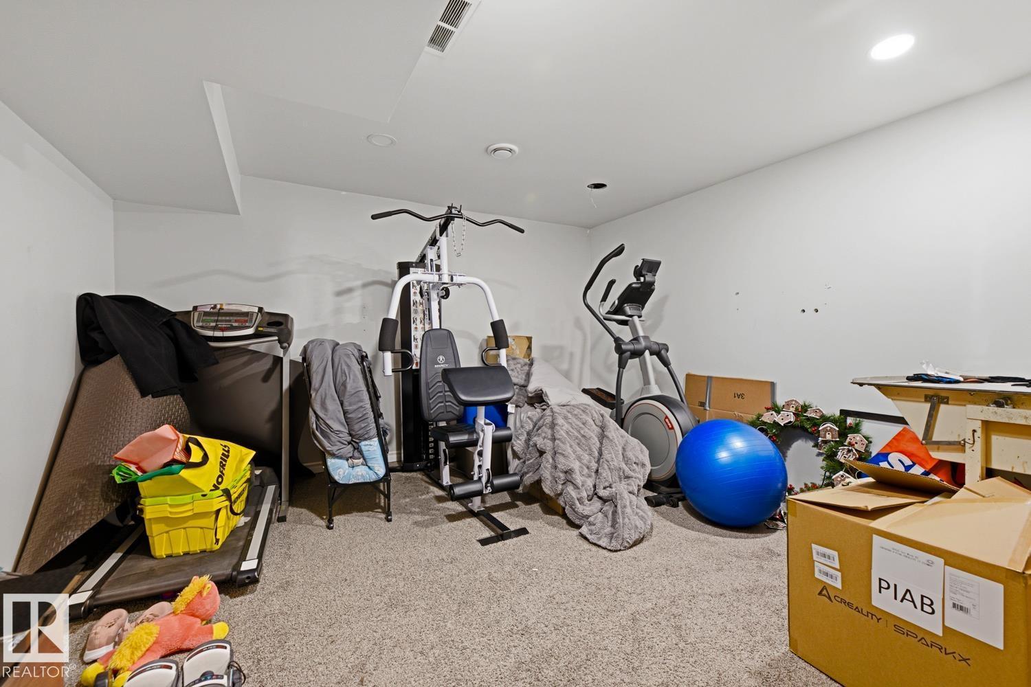 3724 163 Av Nw Property Photo 18