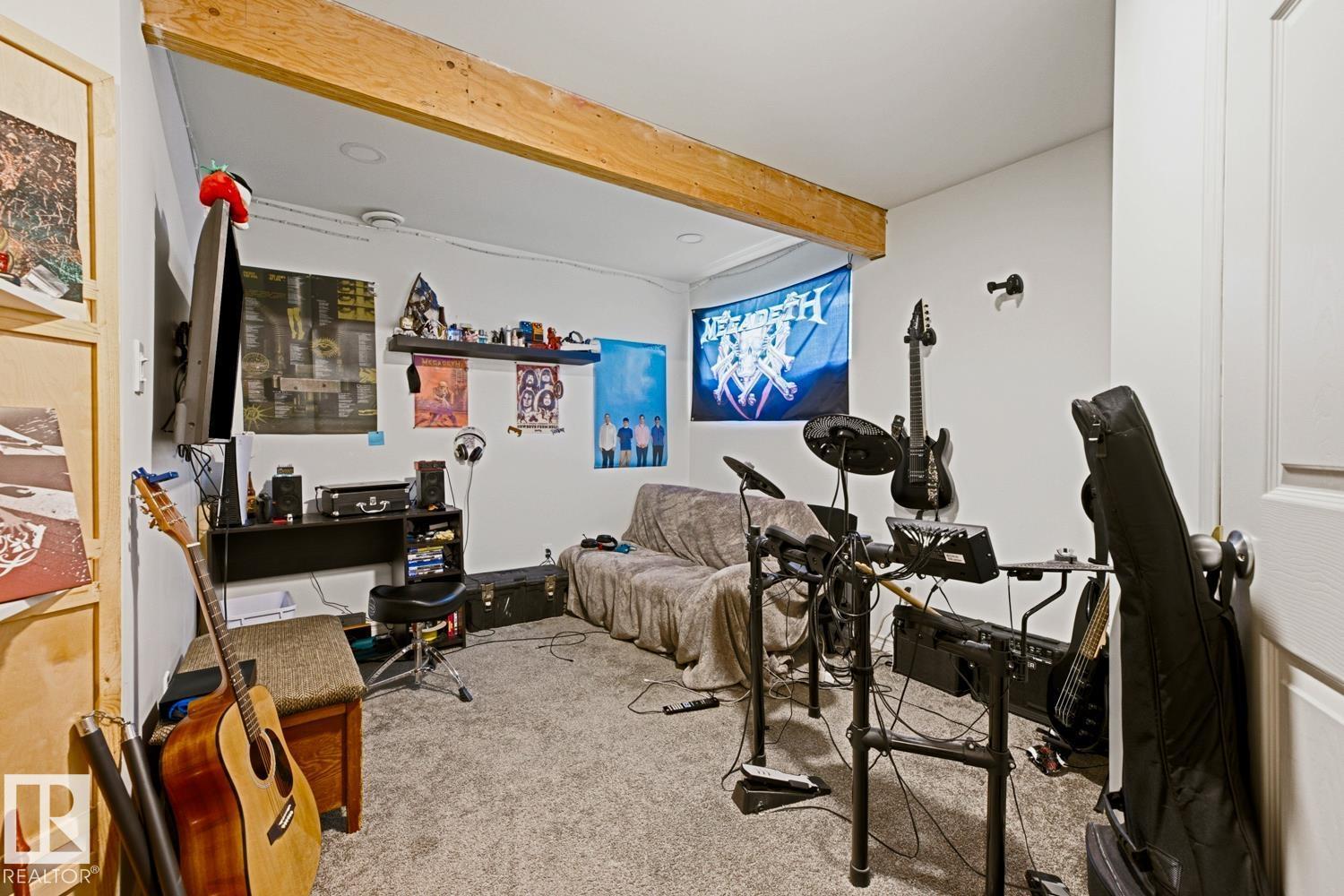 3724 163 Av Nw Property Photo 19