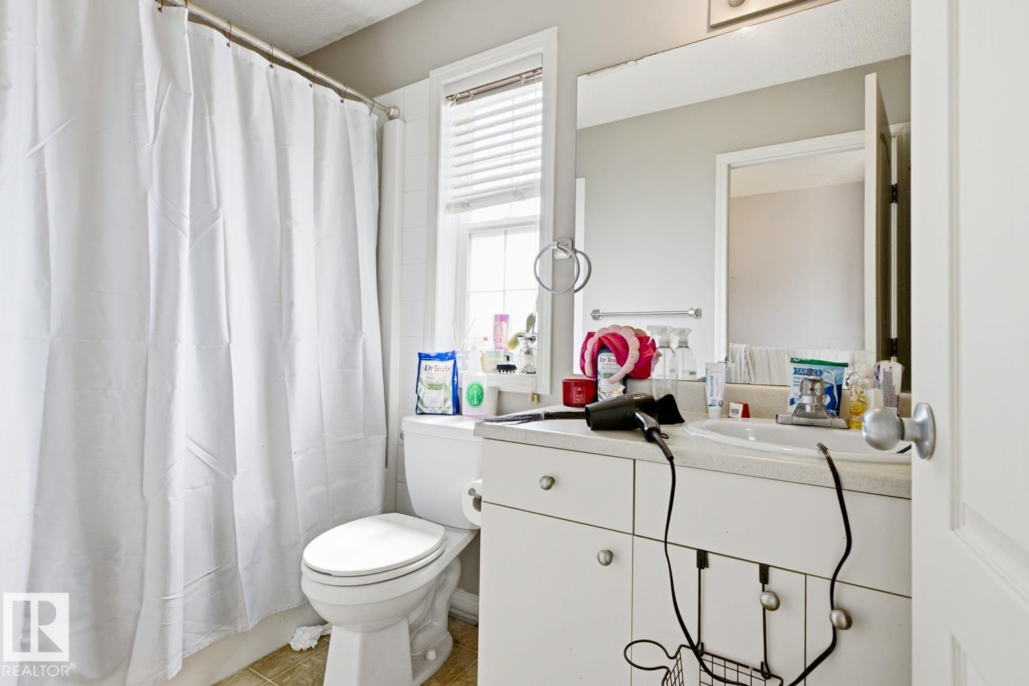 3724 163 Av Nw Property Photo 23