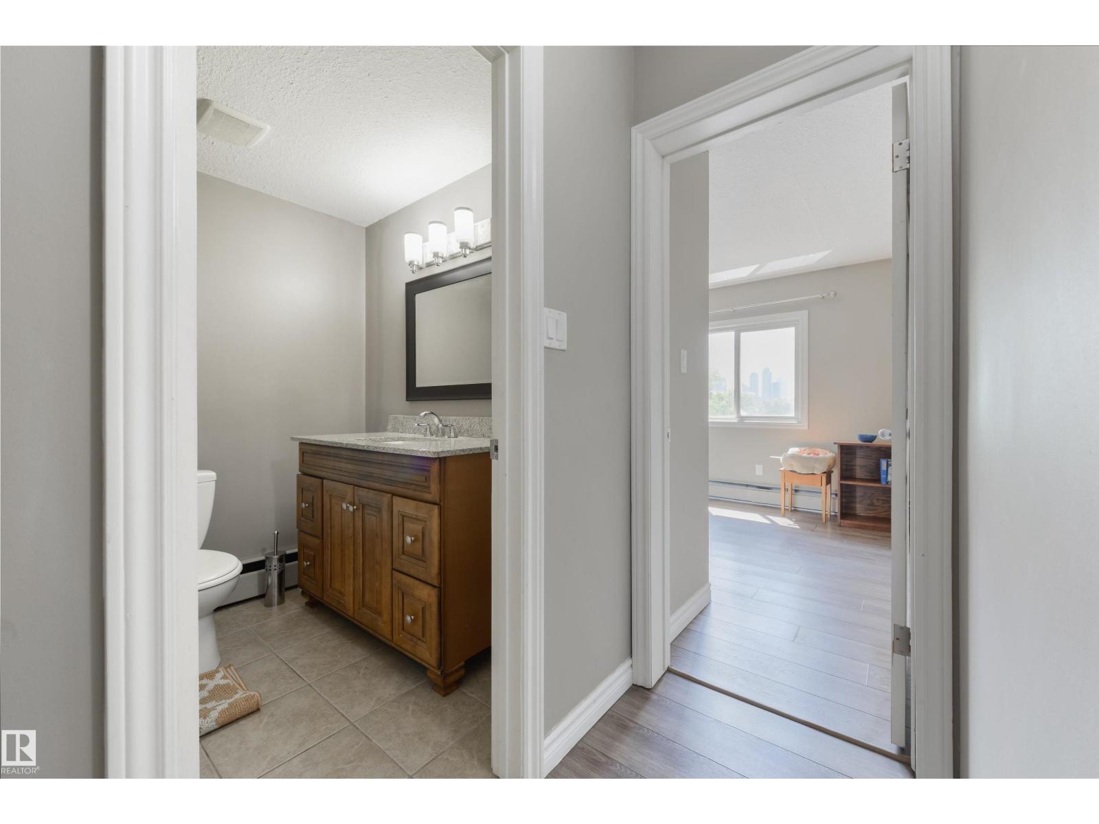 #401 11026 106 St Nw Property Photo 25