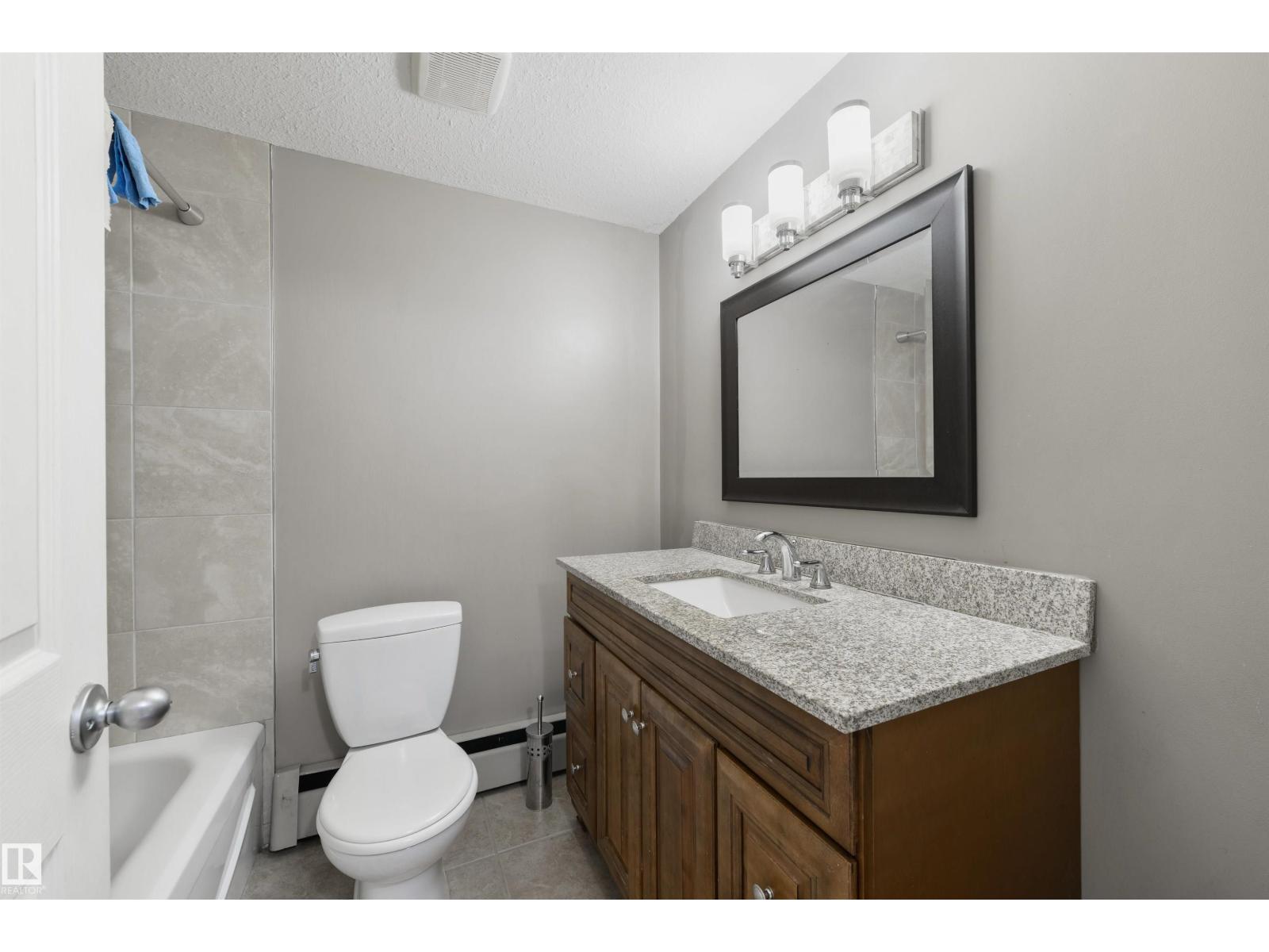 #401 11026 106 St Nw Property Photo 26