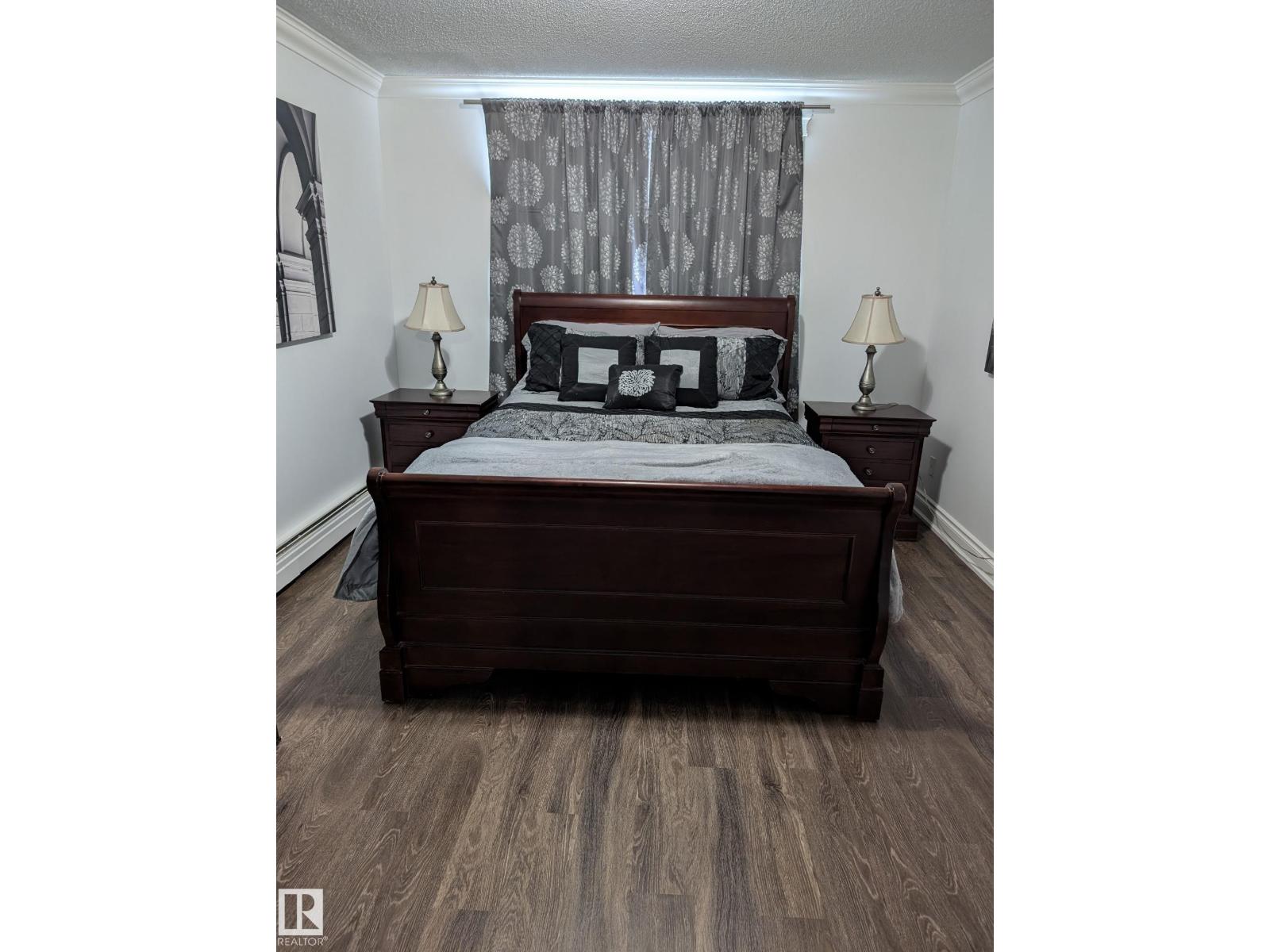 #101 10745 83 Av Nw Property Photo 11