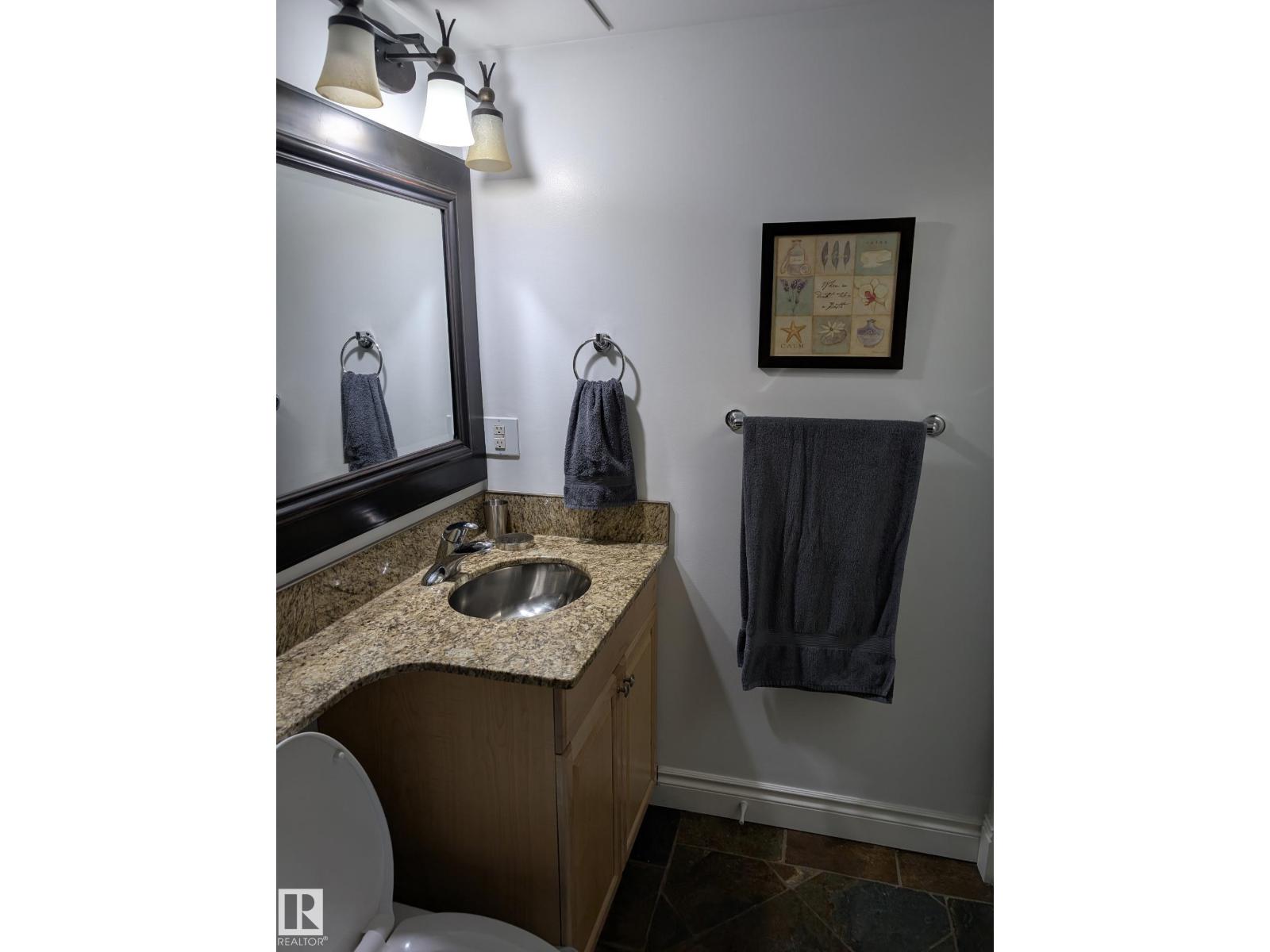 #101 10745 83 Av Nw Property Photo 16