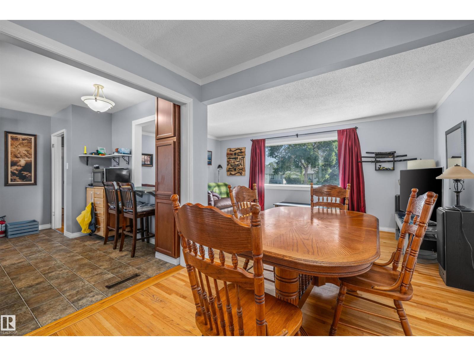 10534 163 St Nw Property Photo 11